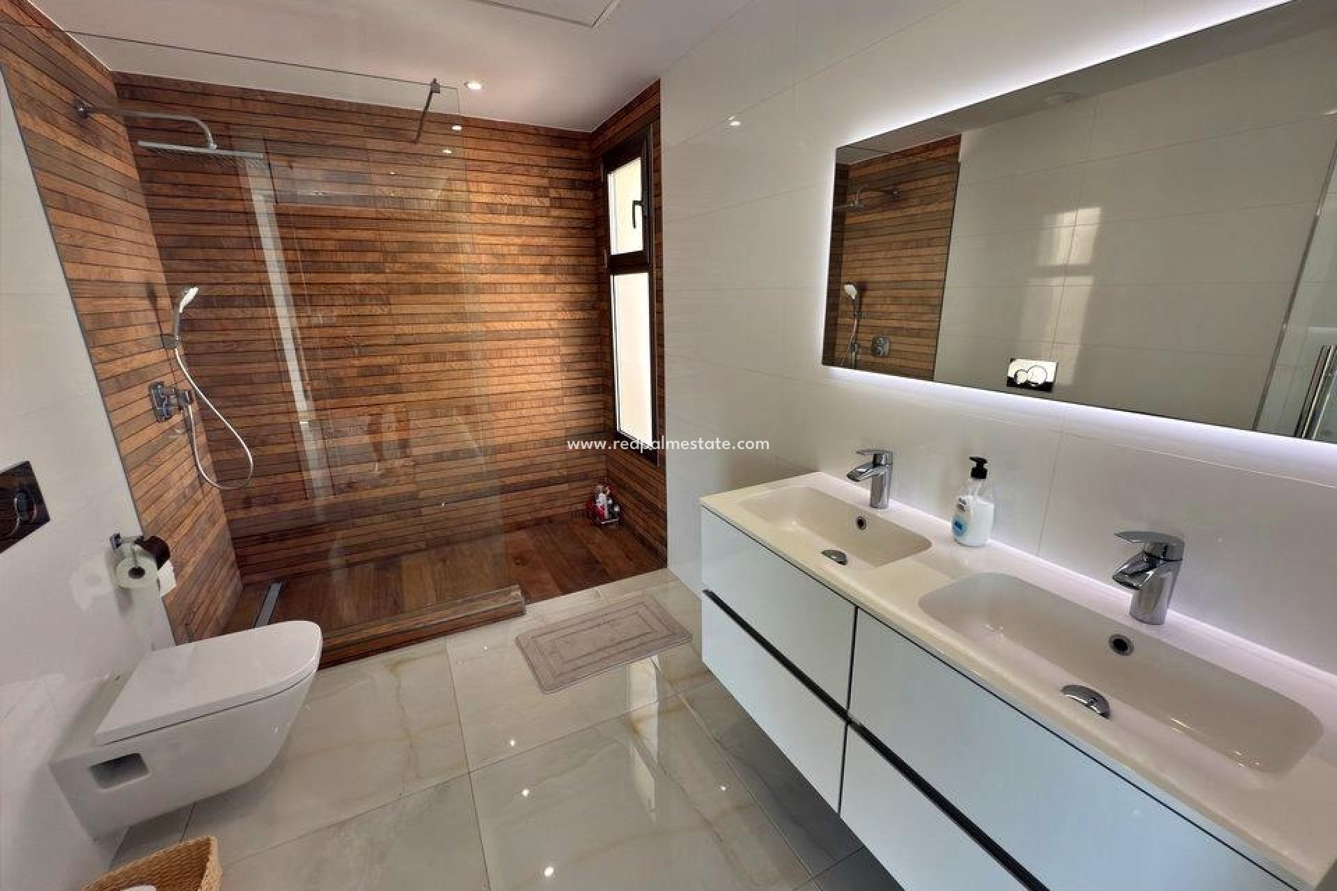 Revente - Villa -
Orihuela Costa - Villamartín