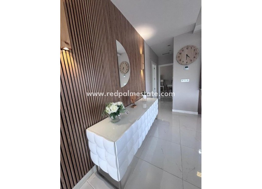 Revente - Villa -
Orihuela Costa - Villamartín