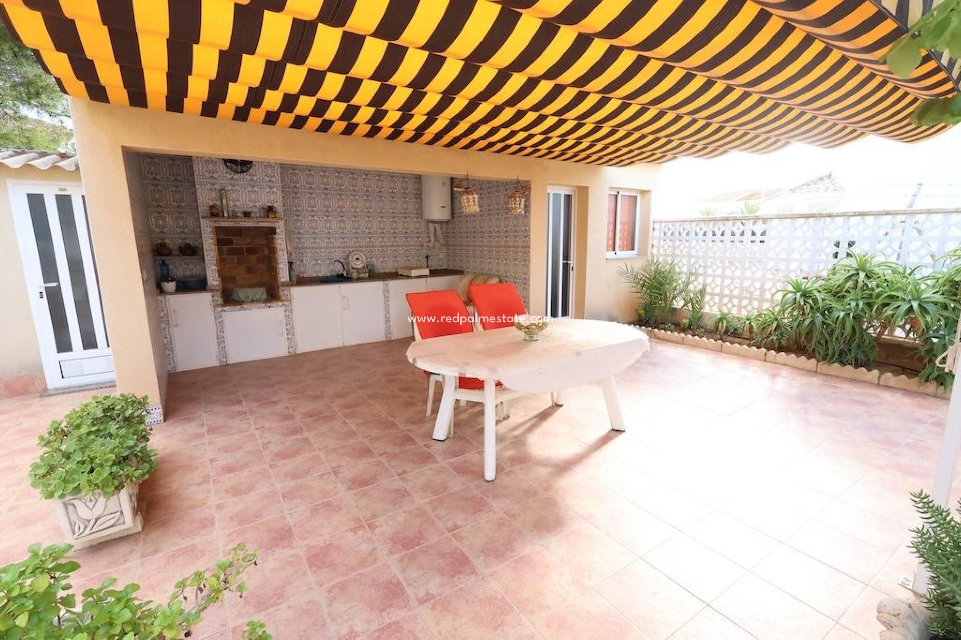 Revente - Villa -
Orihuela Costa - Villamartín