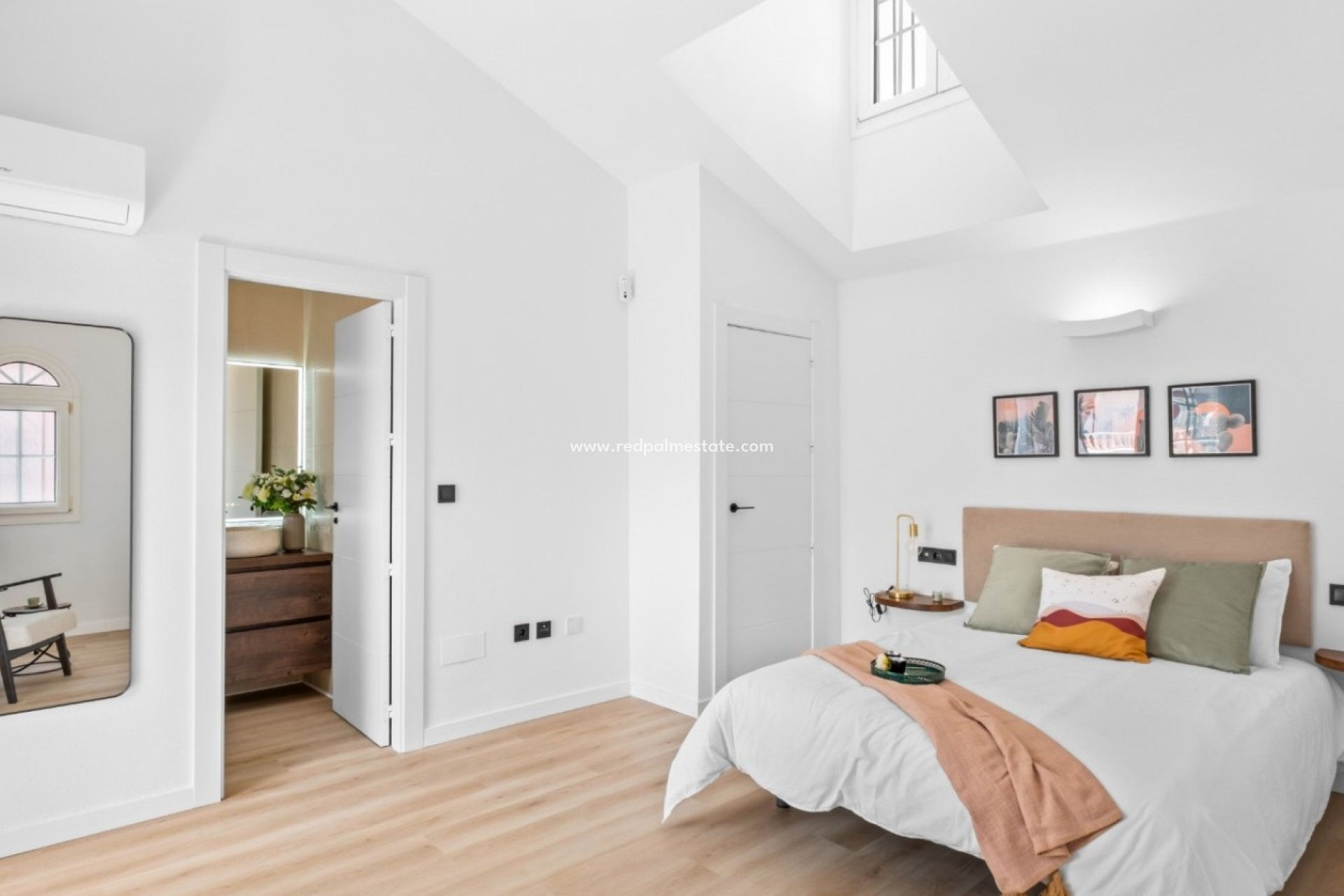 Revente - Villa -
Orihuela Costa - Villamartín