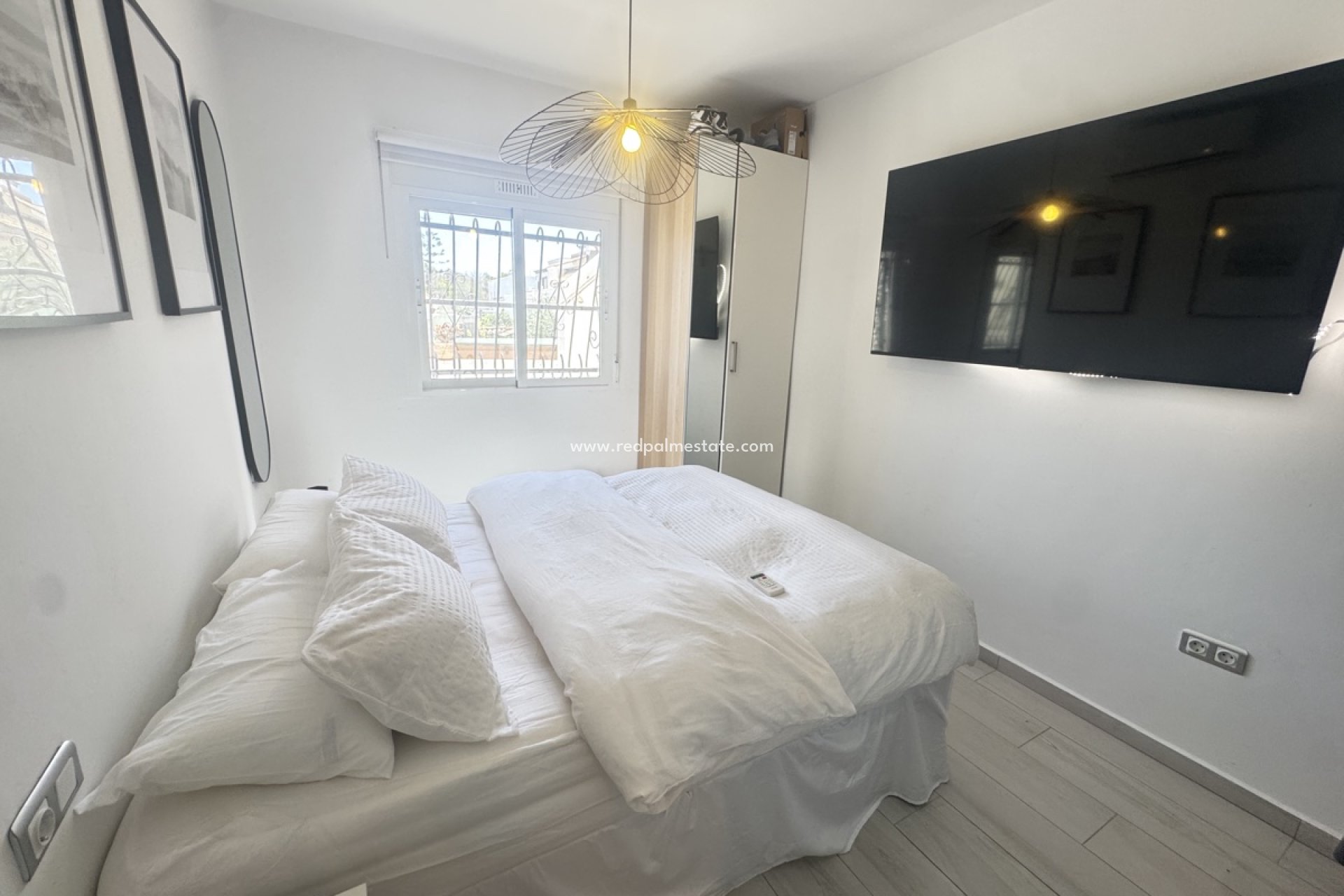 Revente - Villa -
Orihuela Costa - Villamartín