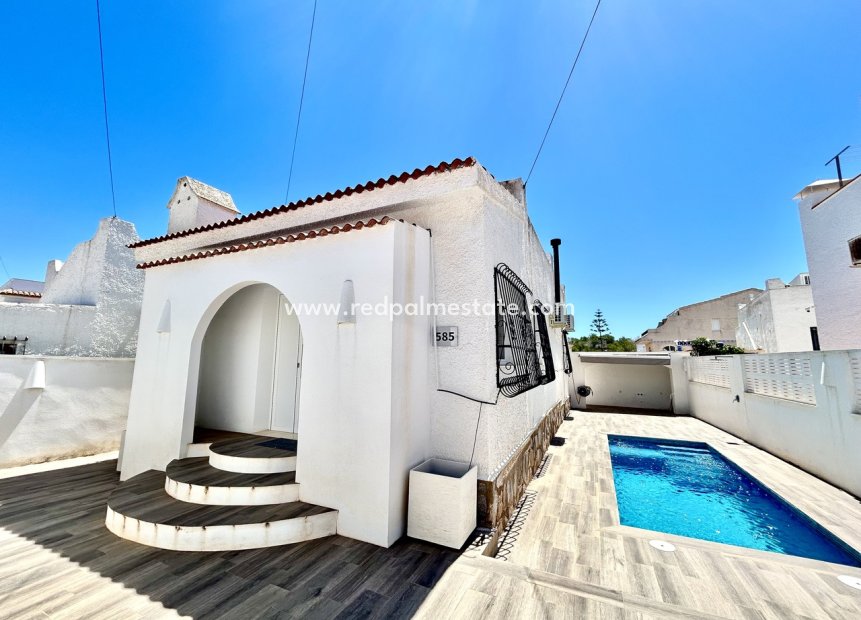 Revente - Villa -
Orihuela Costa - Villamartín