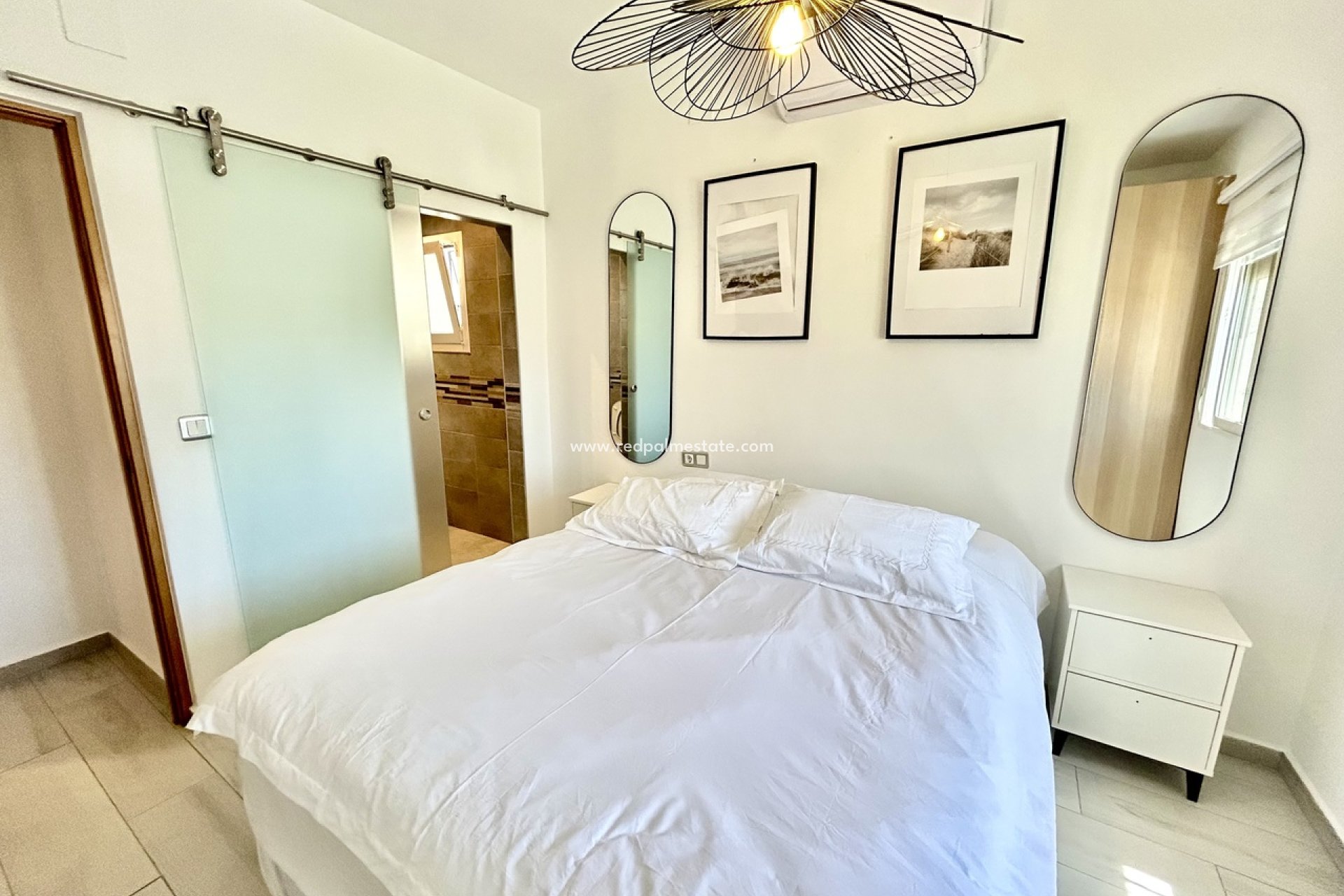 Revente - Villa -
Orihuela Costa - Villamartín