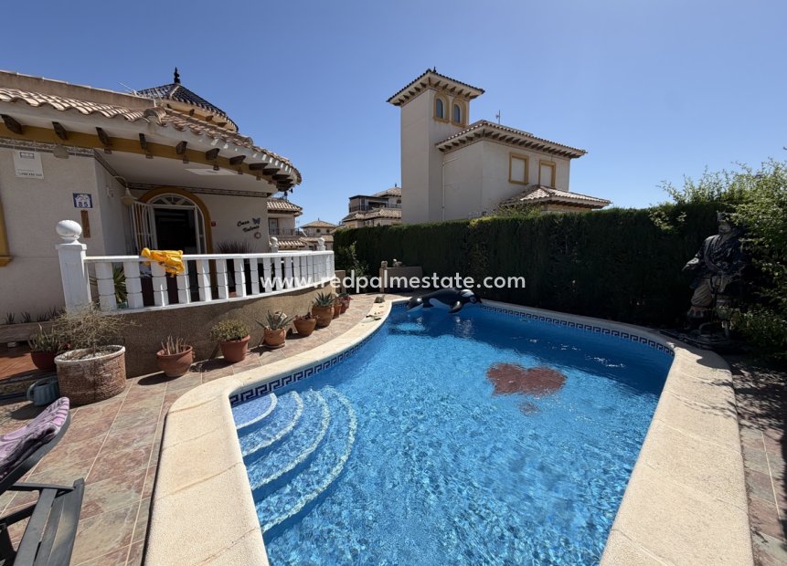 Revente - Villa -
Orihuela Costa - Villamartín