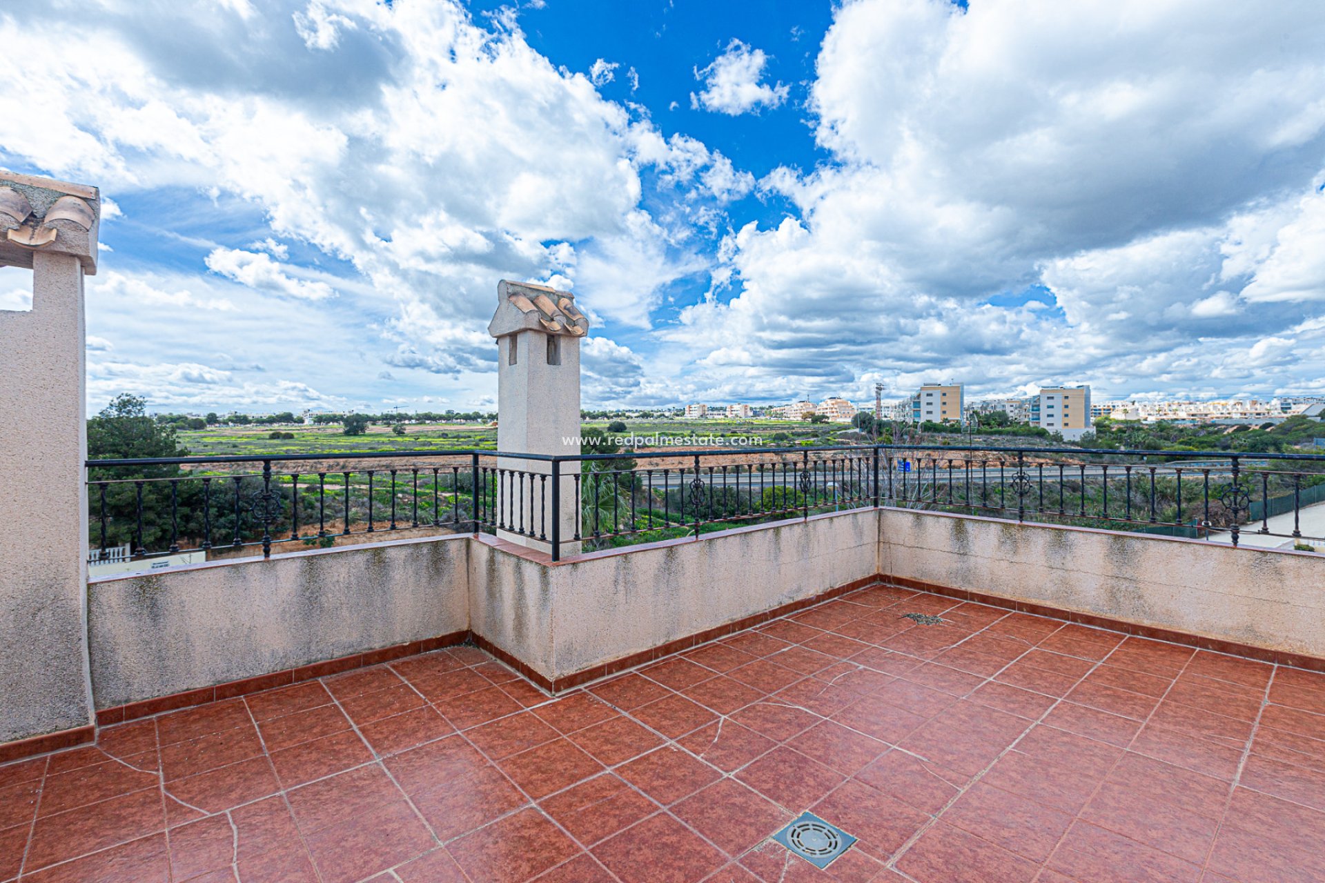 Revente - Villa -
Orihuela Costa - Villas San Jose