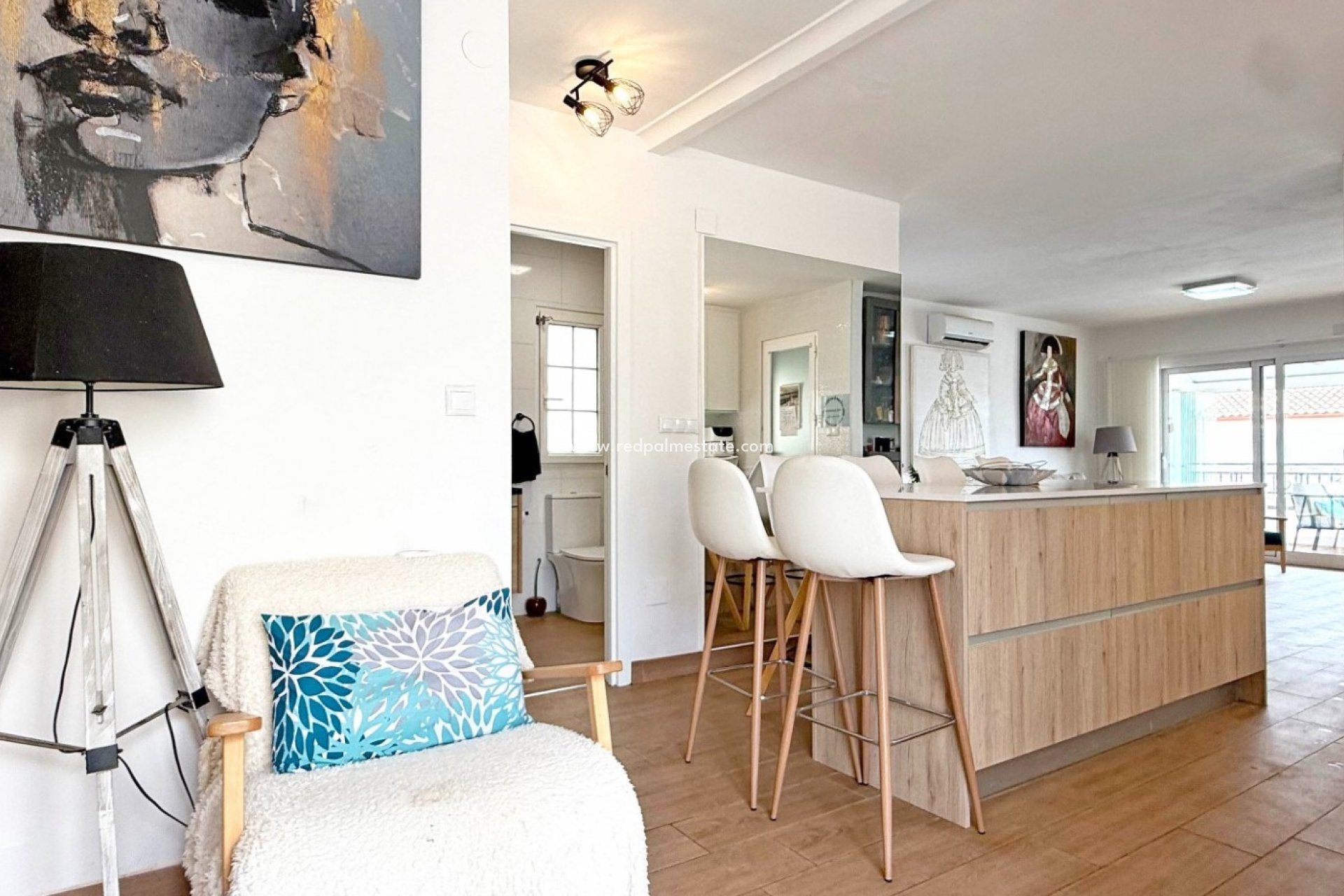 Revente - Villa -
Orihuela Costa