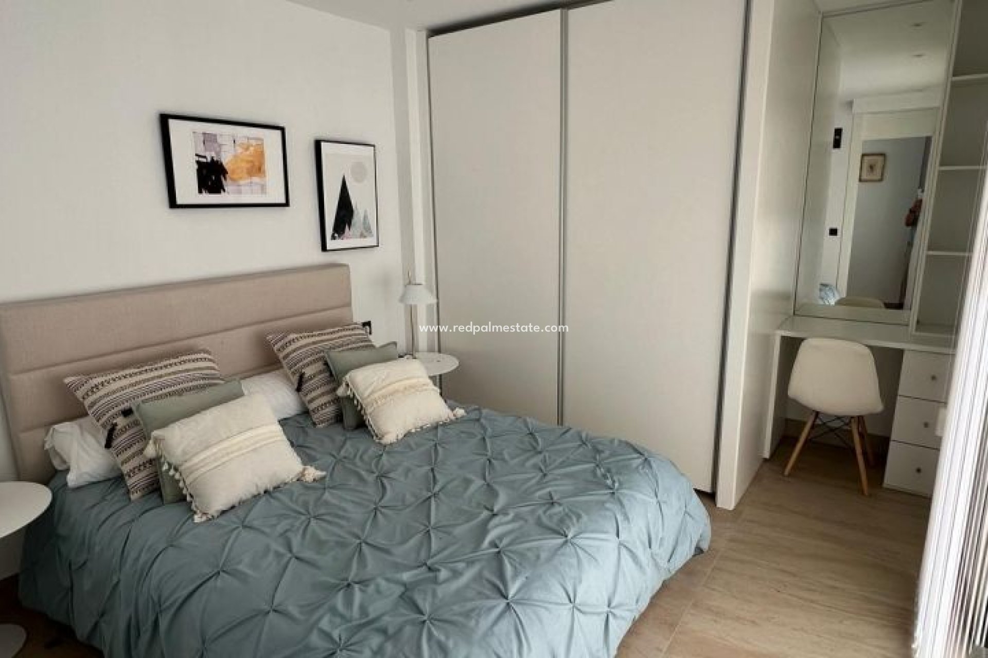 Revente - Villa -
Orihuela Costa