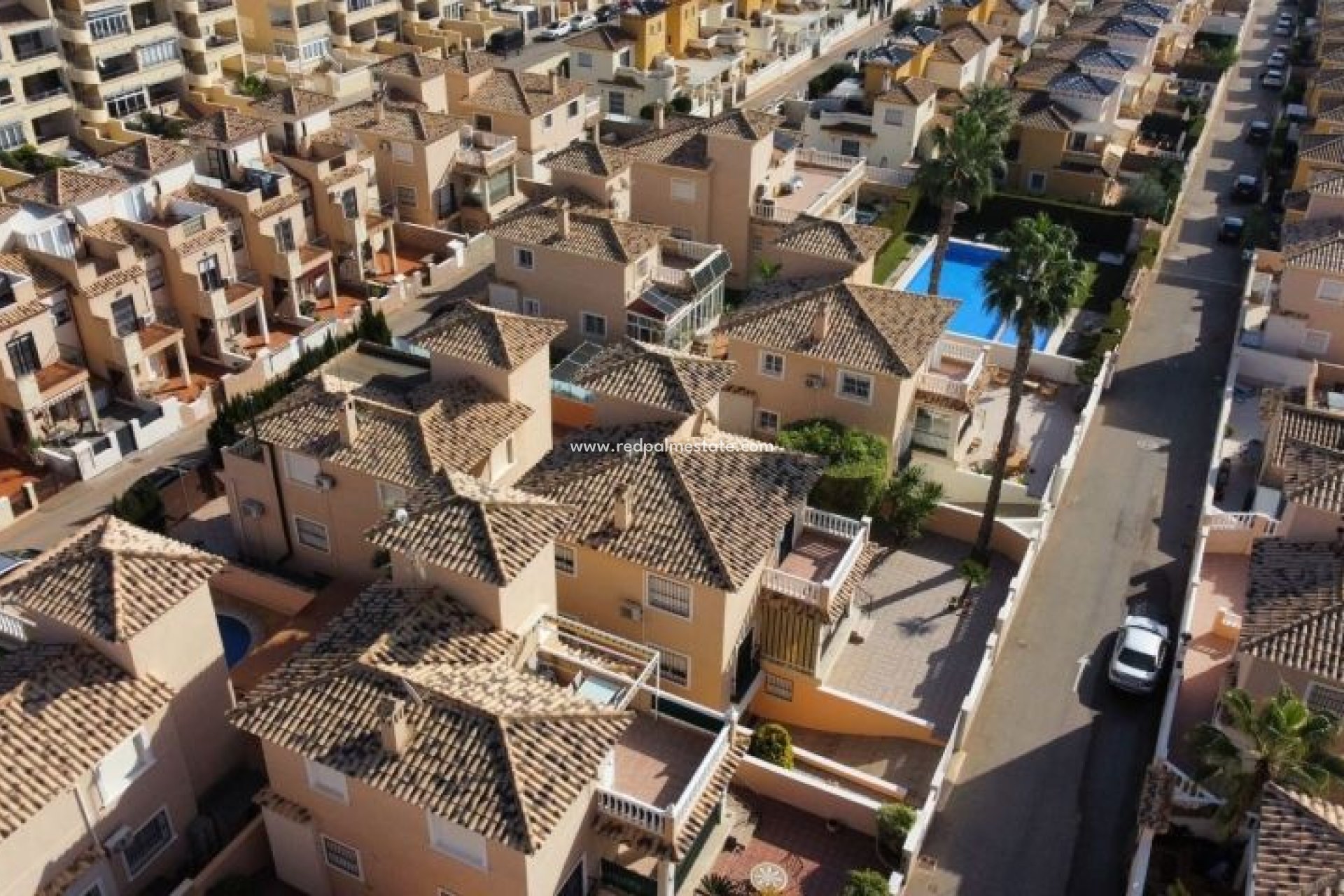 Revente - Villa -
Orihuela Costa