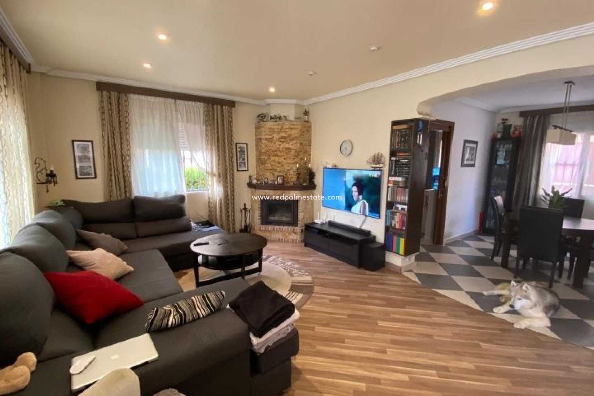 Revente - Villa -
Orihuela Costa