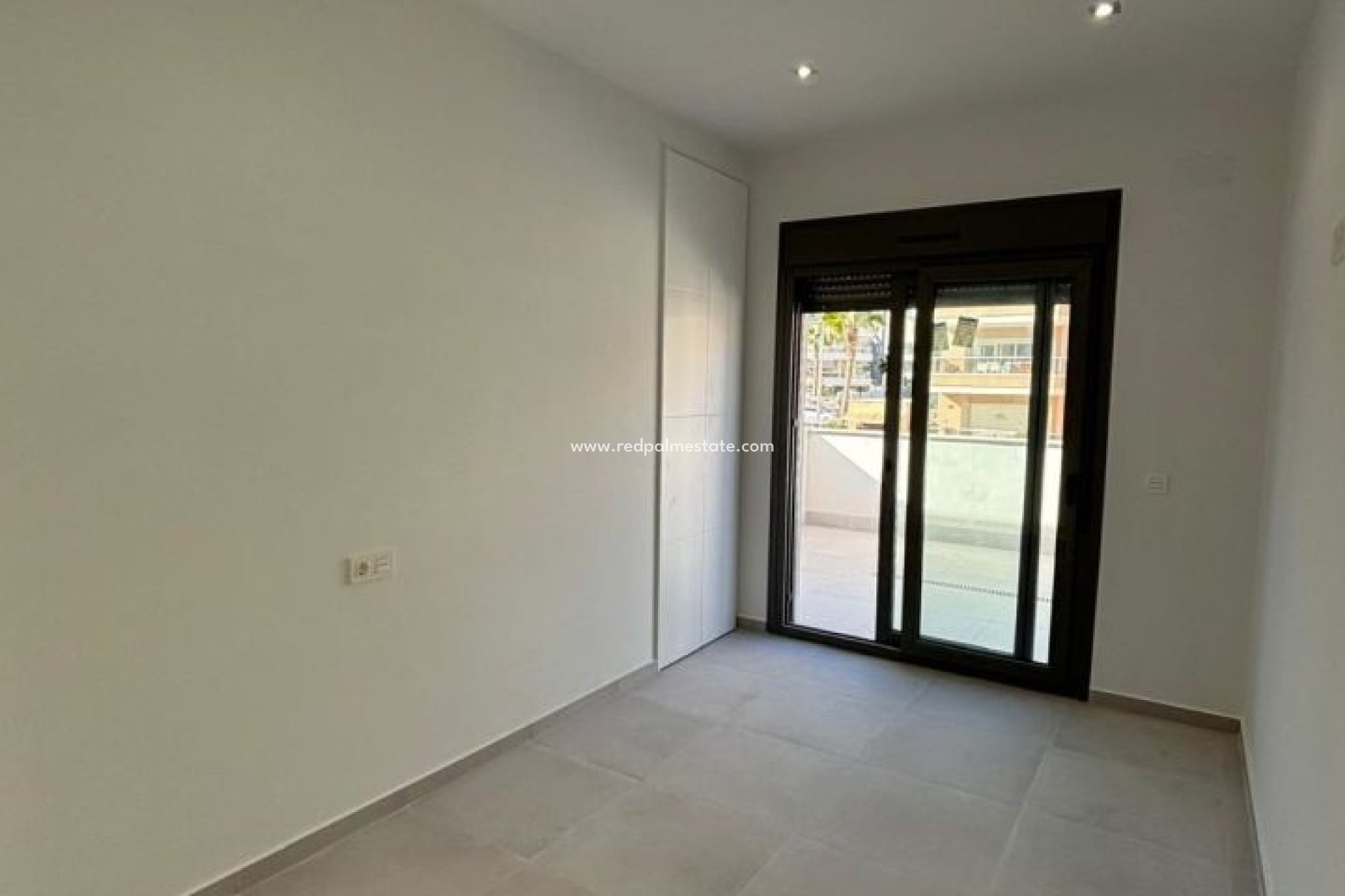 Revente - Villa -
Orihuela Costa