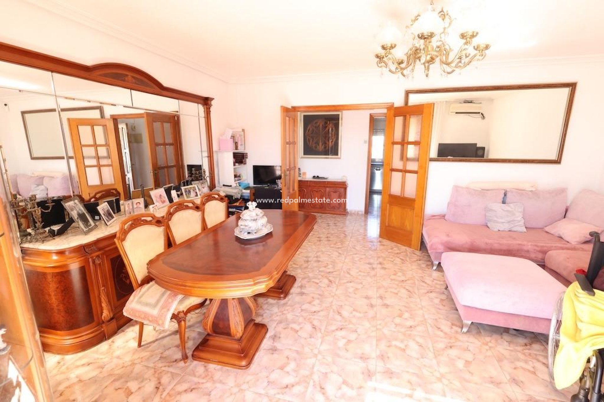 Revente - Villa -
Orihuela Costa