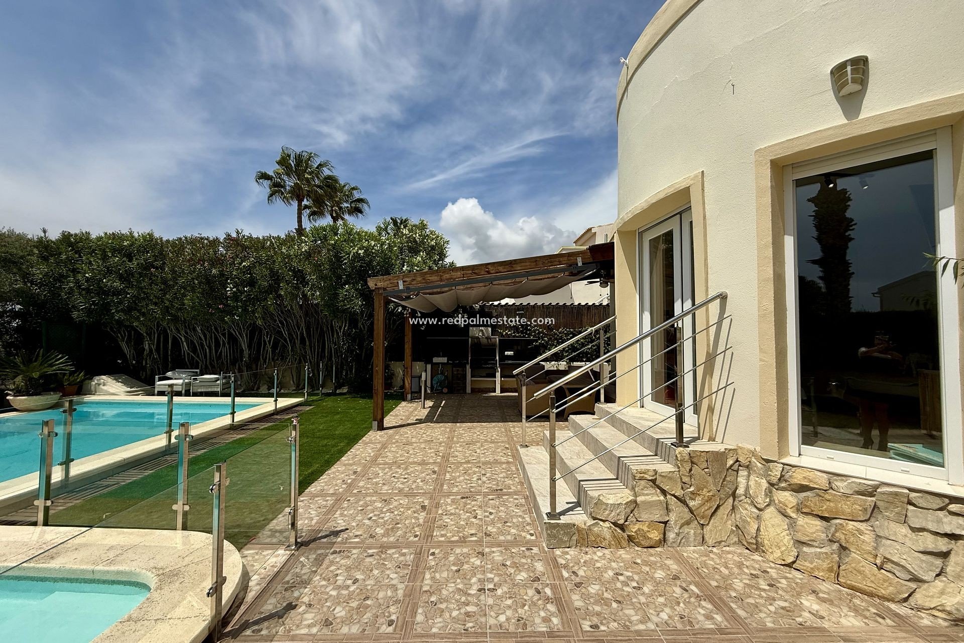 Revente - Villa -
Orihuela Costa