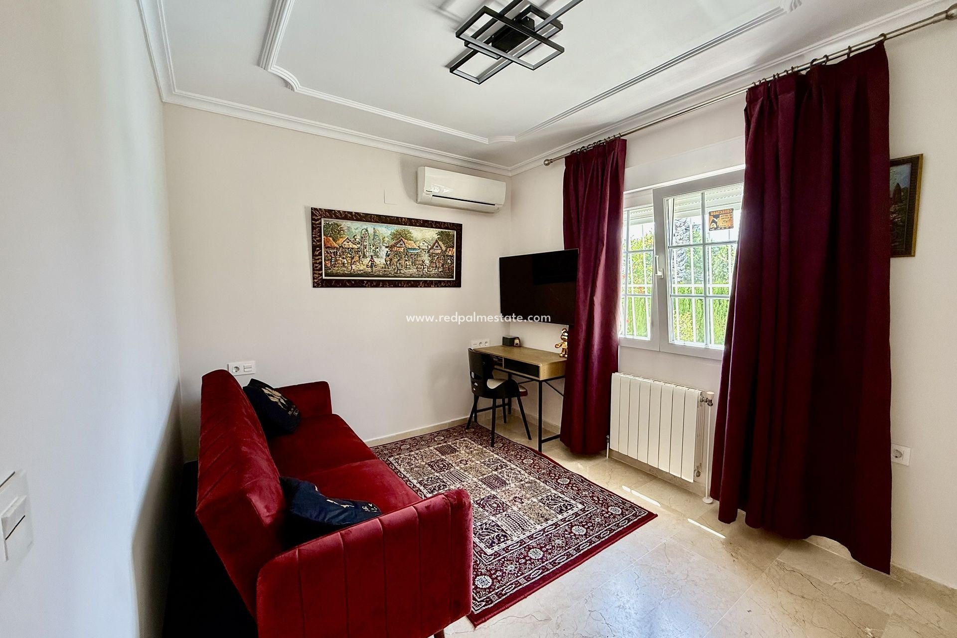 Revente - Villa -
Orihuela Costa