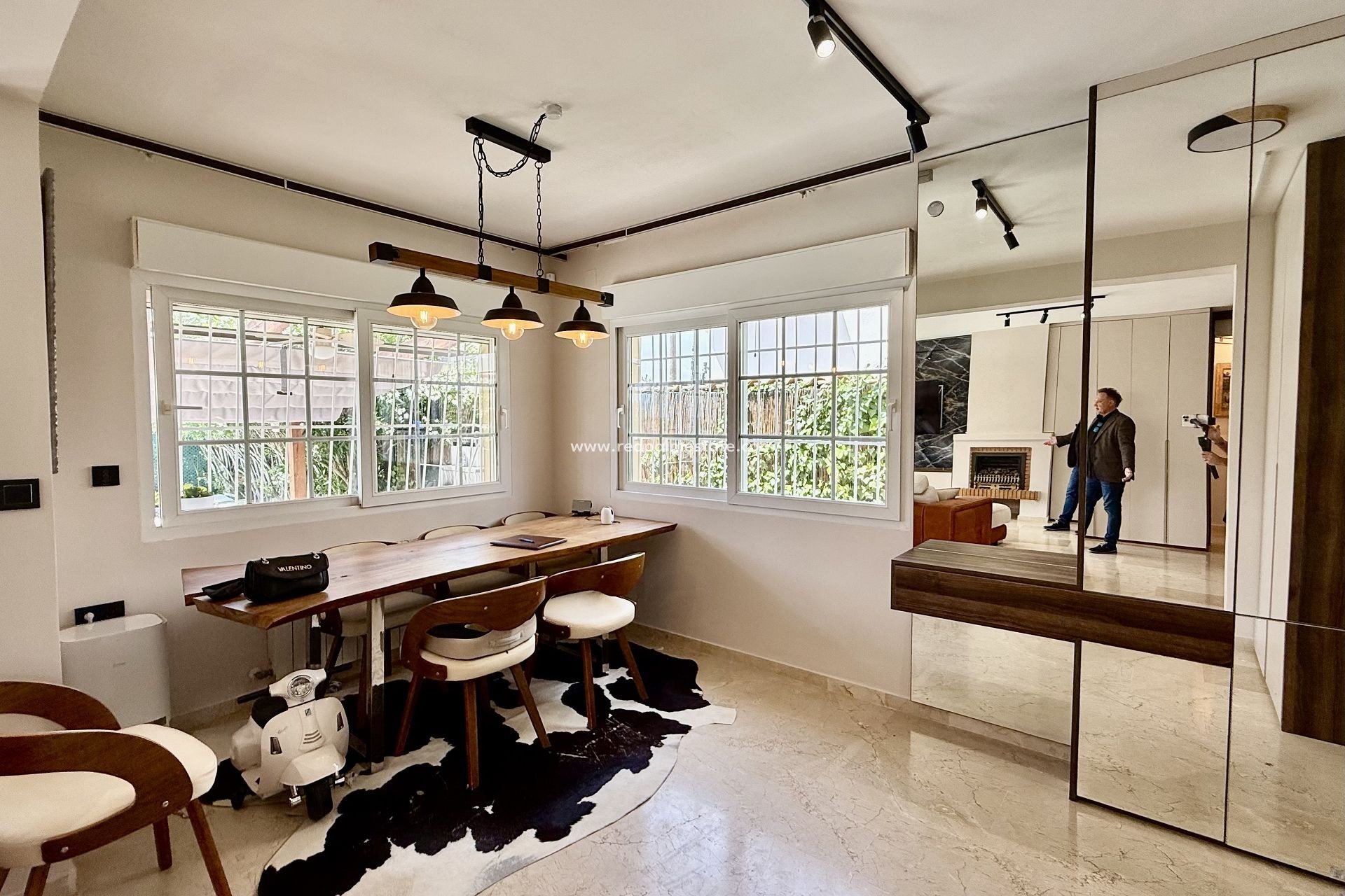 Revente - Villa -
Orihuela Costa