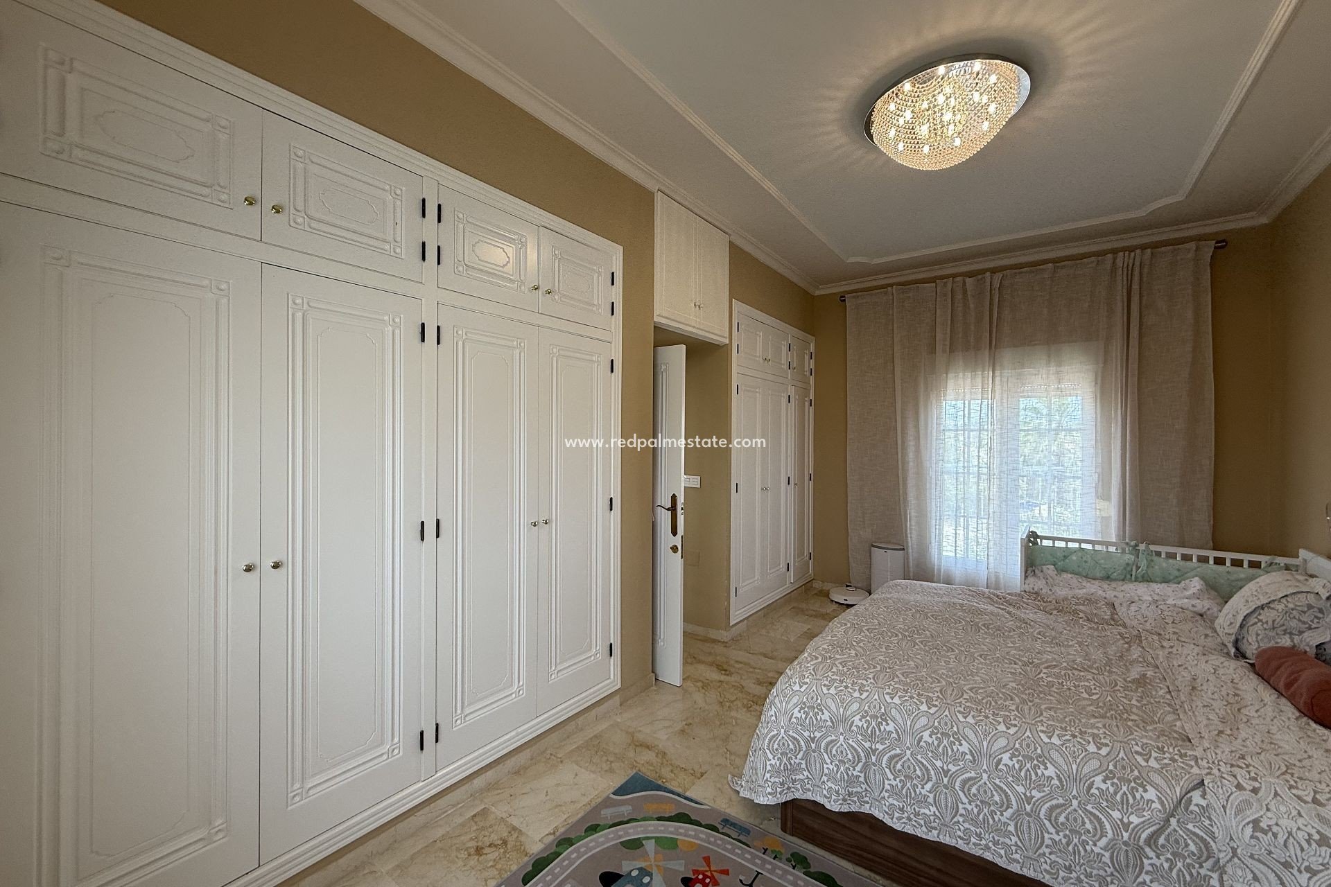 Revente - Villa -
Orihuela Costa