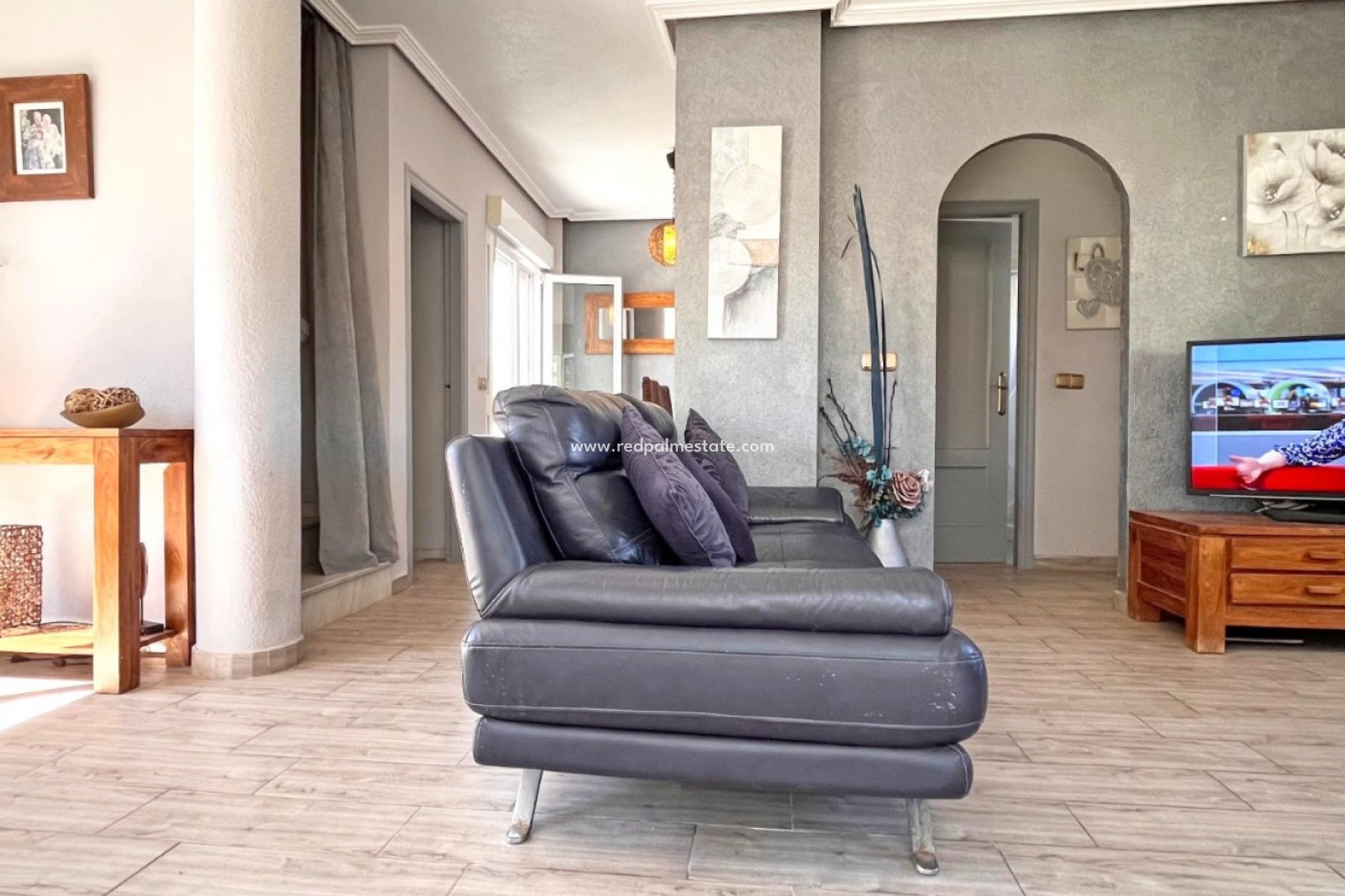 Revente - Villa -
Orihuela Costa