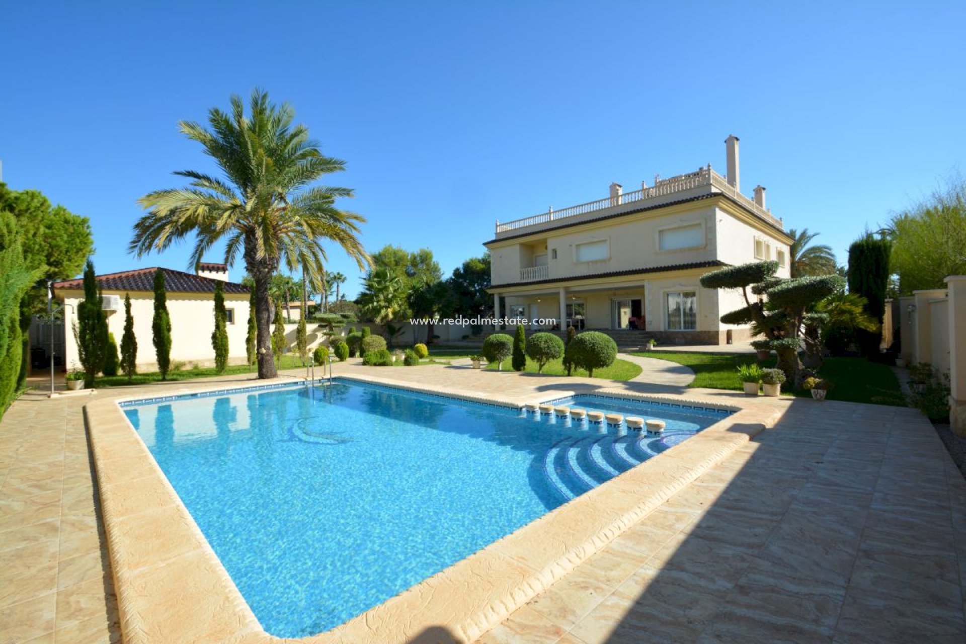 Revente - Villa -
Orihuela Costa