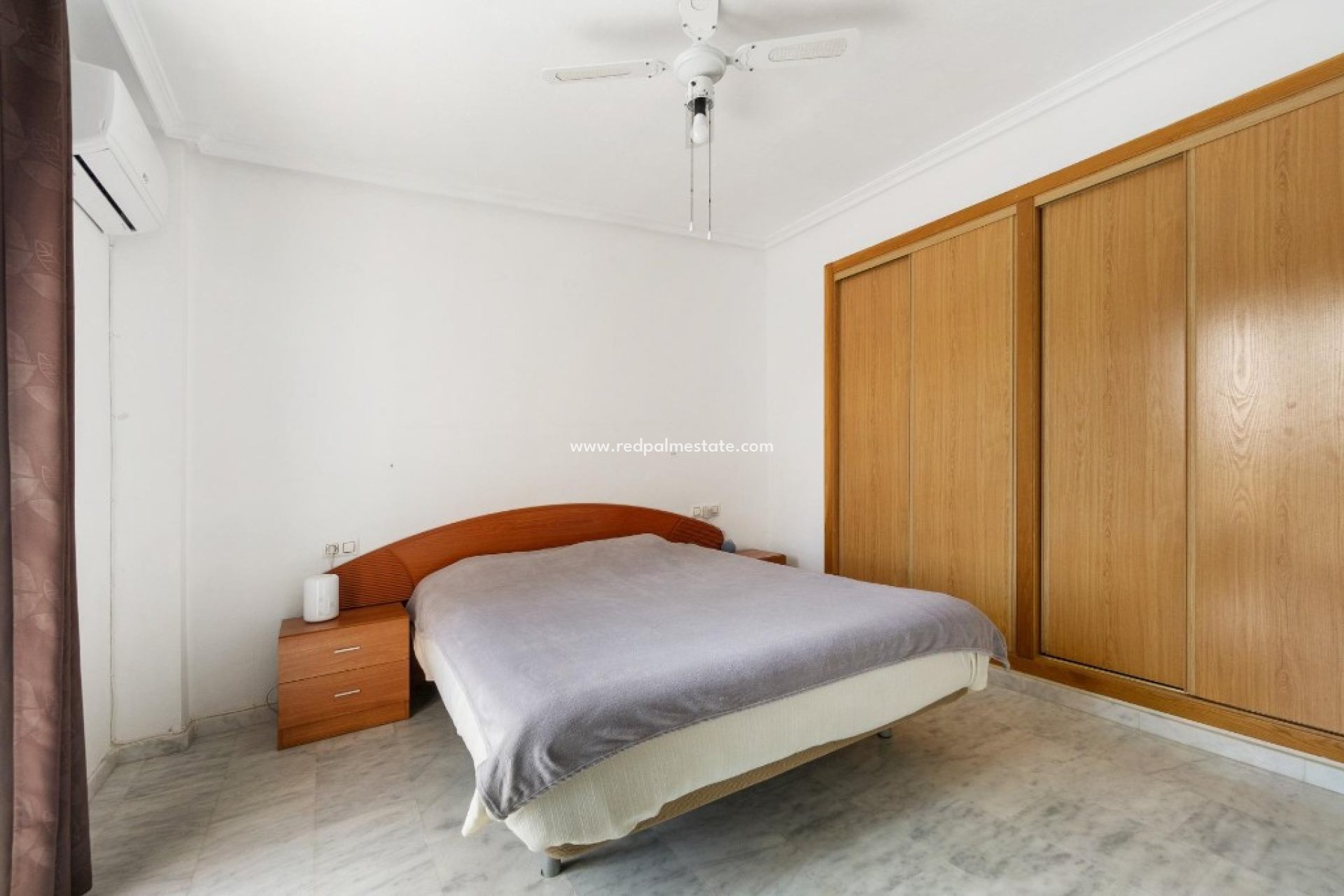 Revente - Villa -
Orihuela Costa