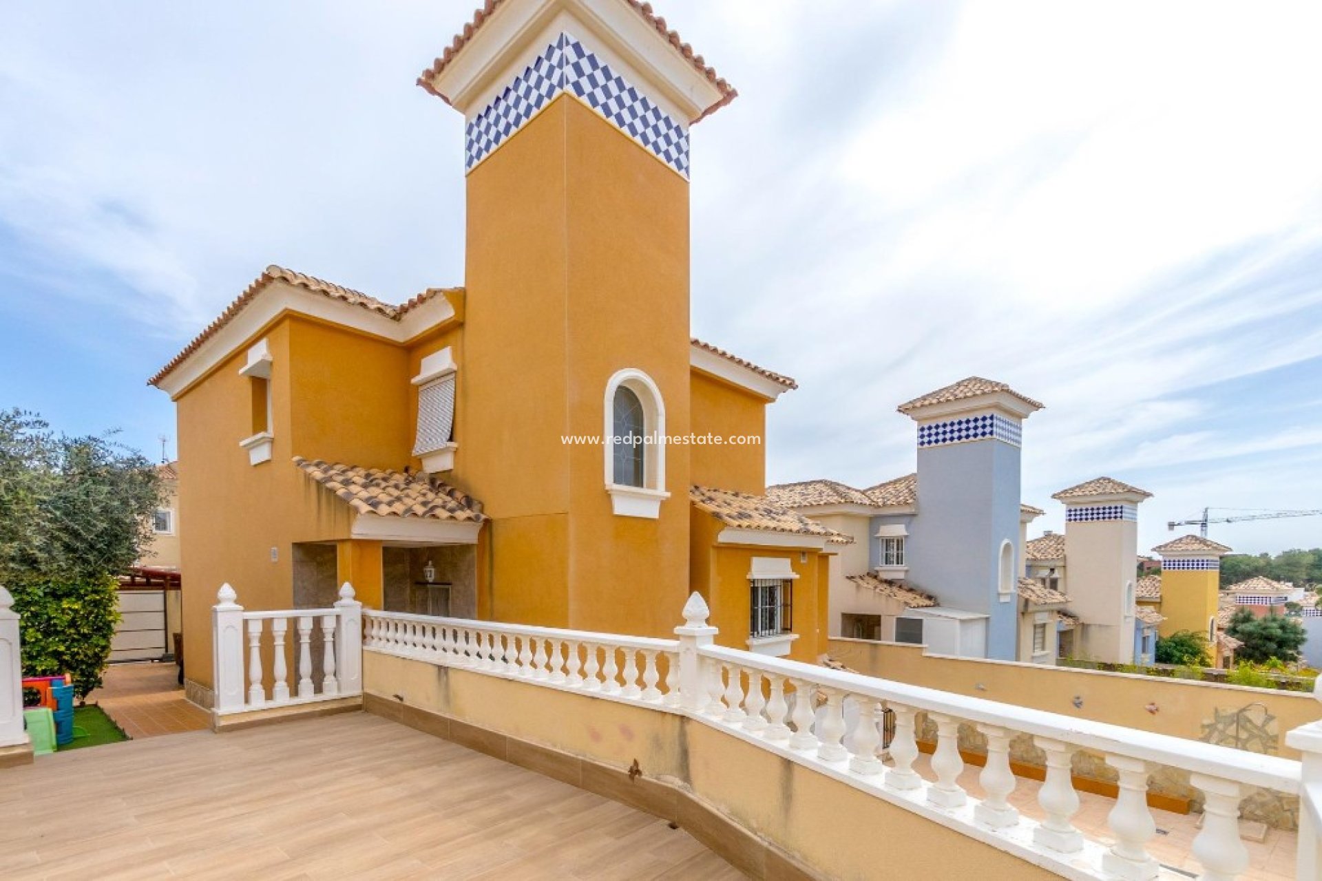 Revente - Villa -
Orihuela Costa