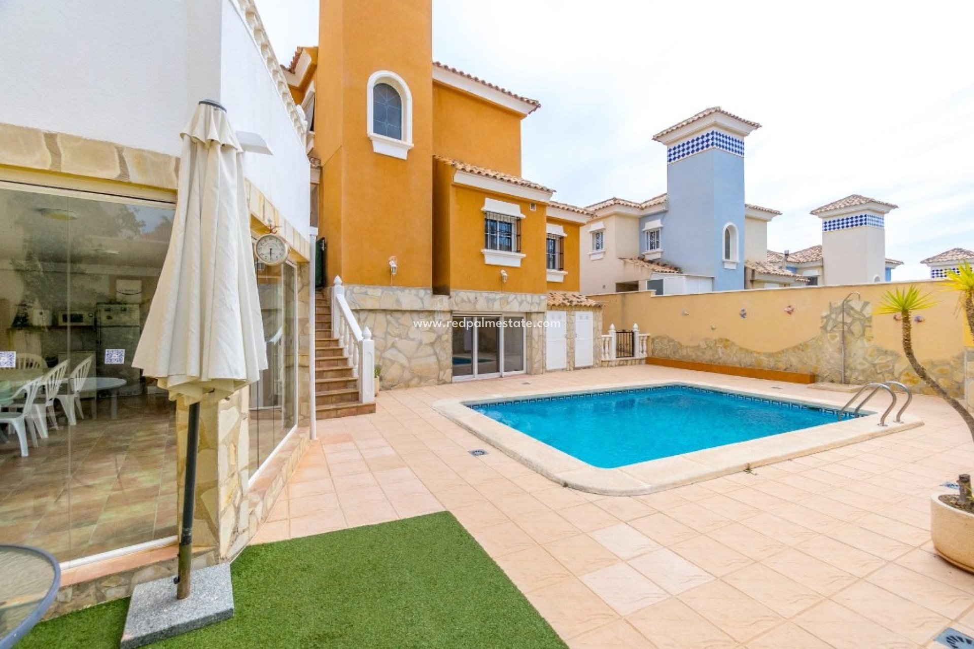 Revente - Villa -
Orihuela Costa