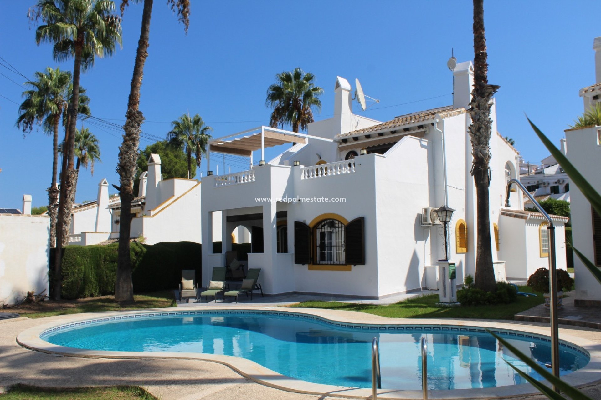 Revente - Villa -
Orihuela Costa