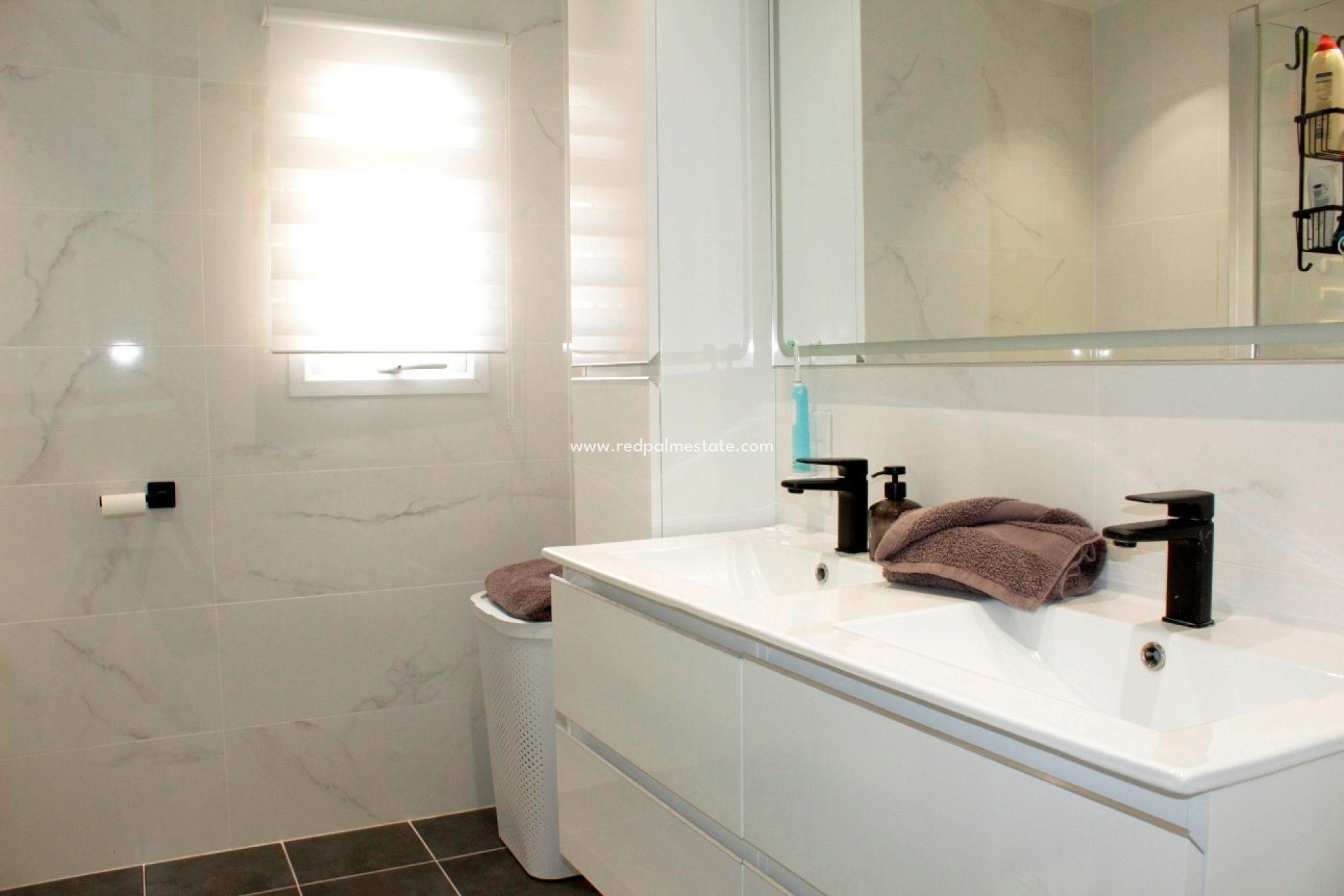 Revente - Villa -
Orihuela Costa