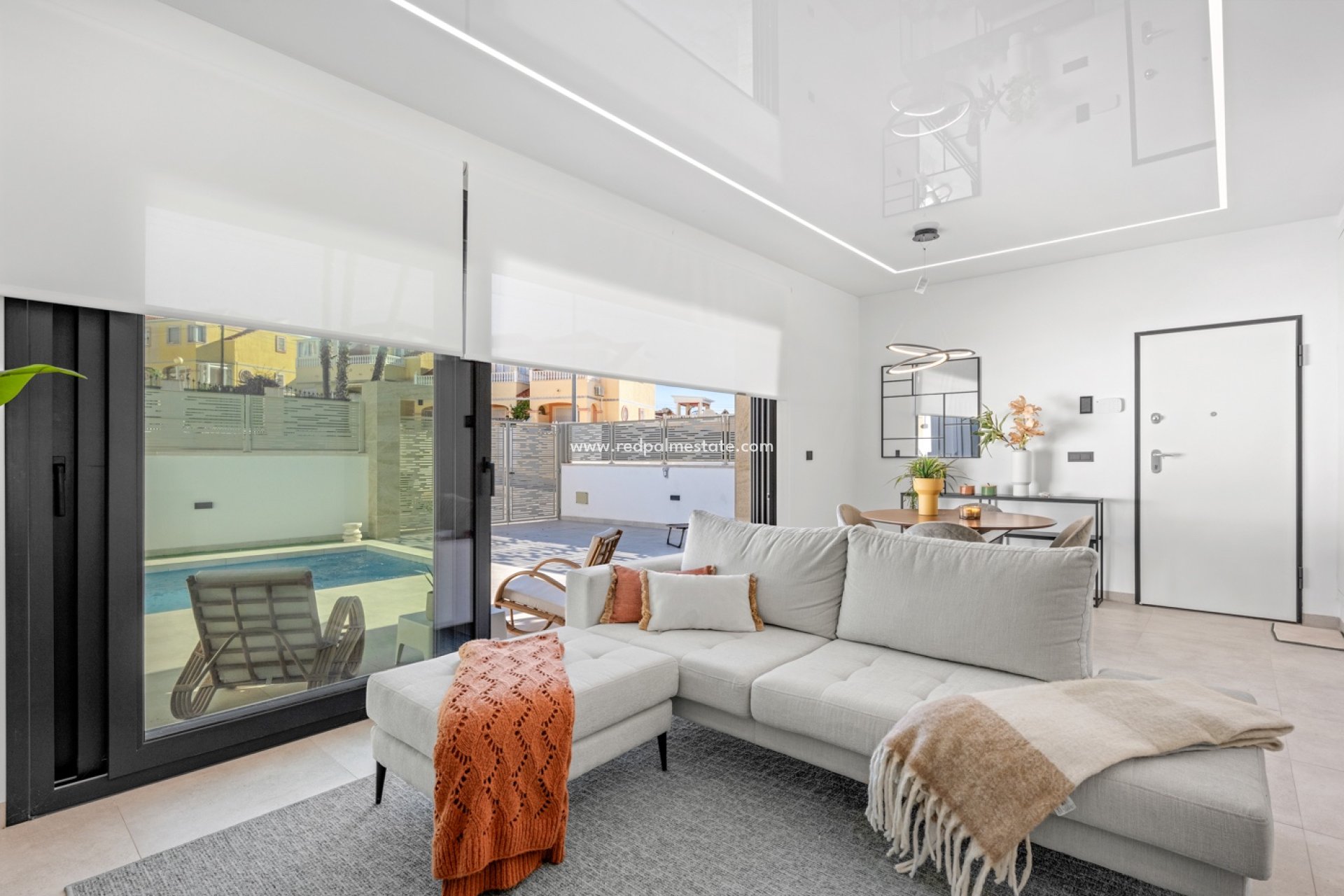 Revente - Villa -
Orihuela Costa