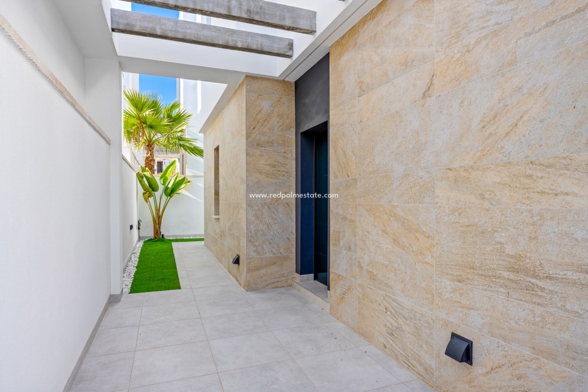 Revente - Villa -
Orihuela Costa