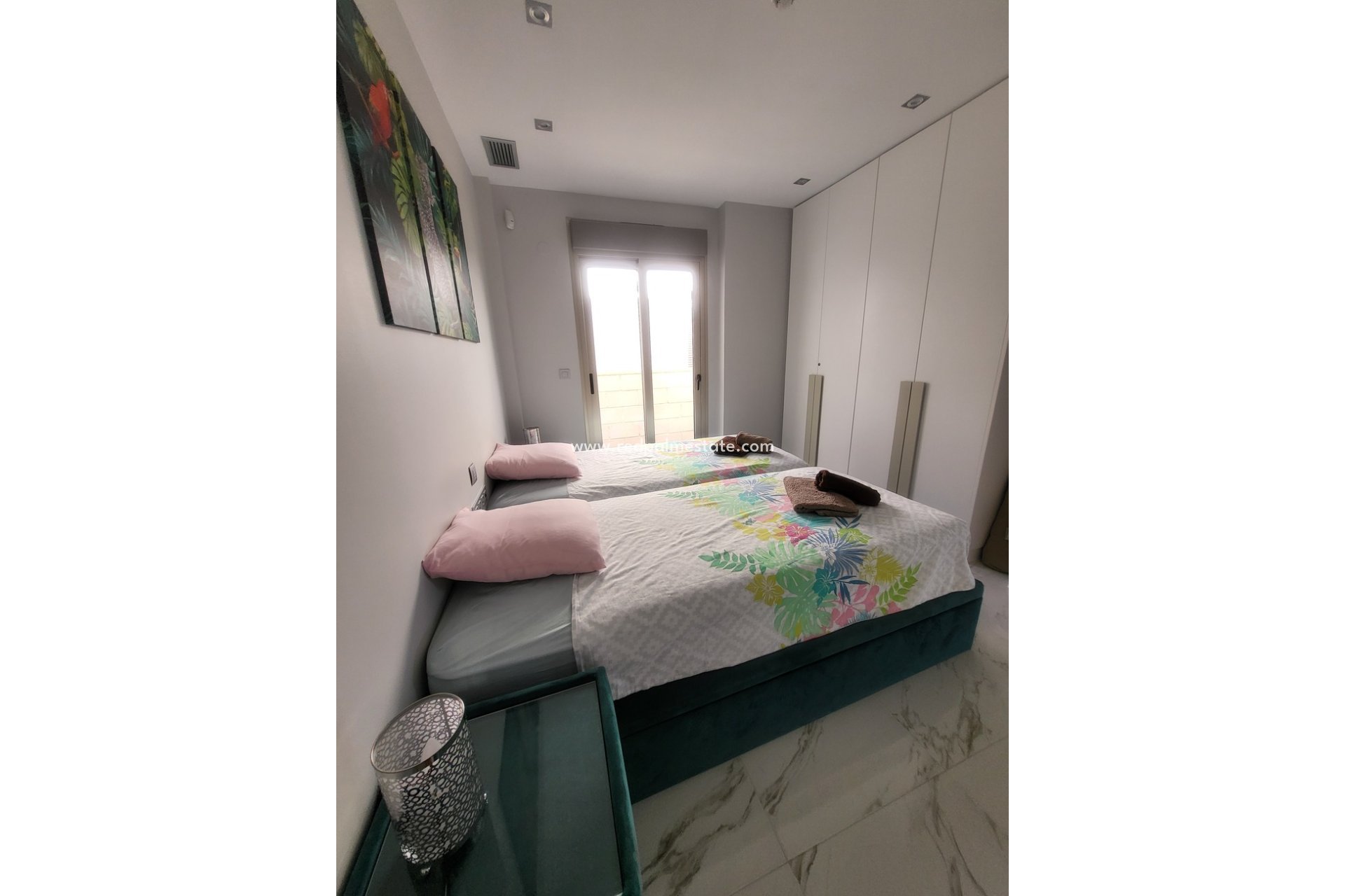 Revente - Villa -
Orihuela Costa