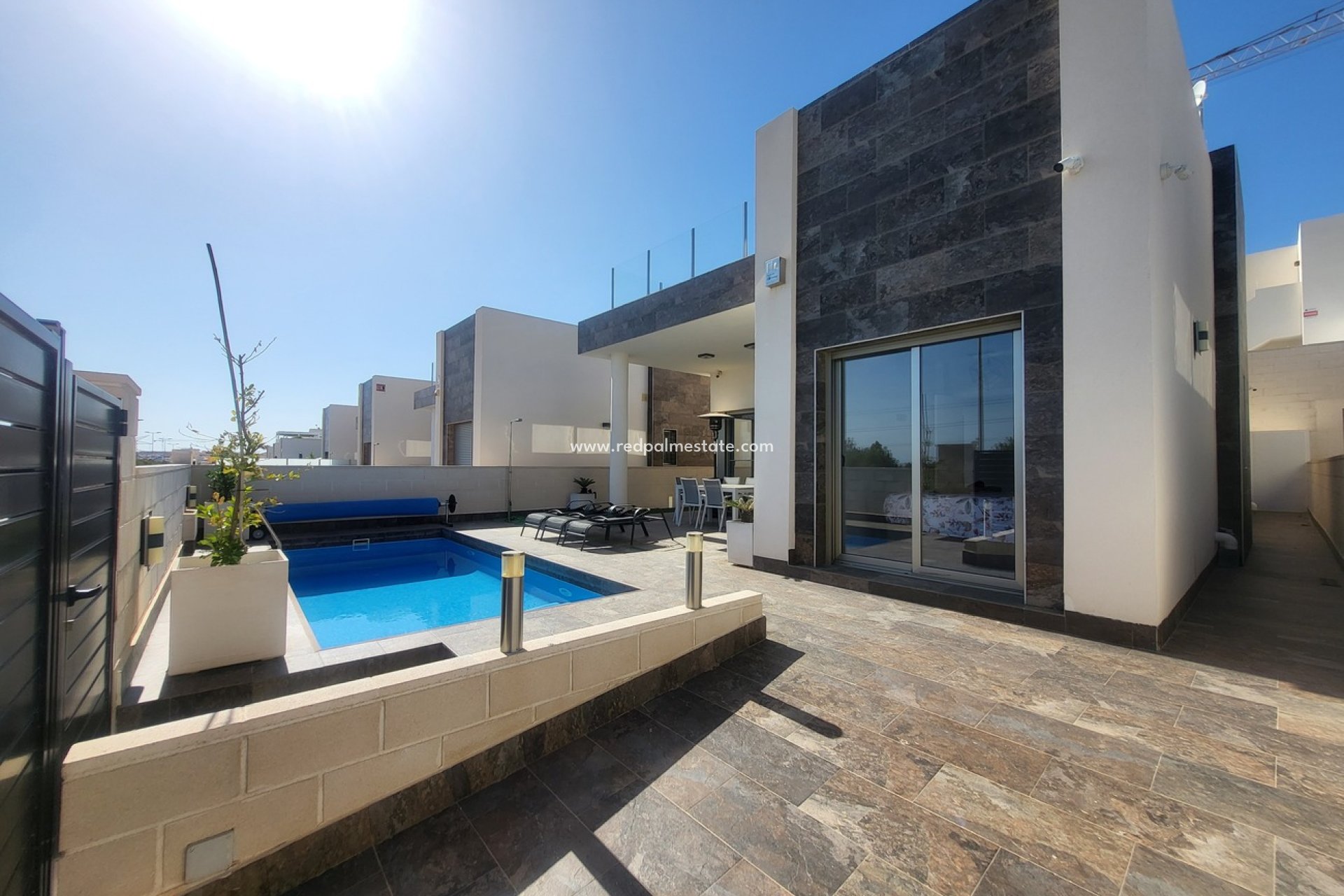 Revente - Villa -
Orihuela Costa