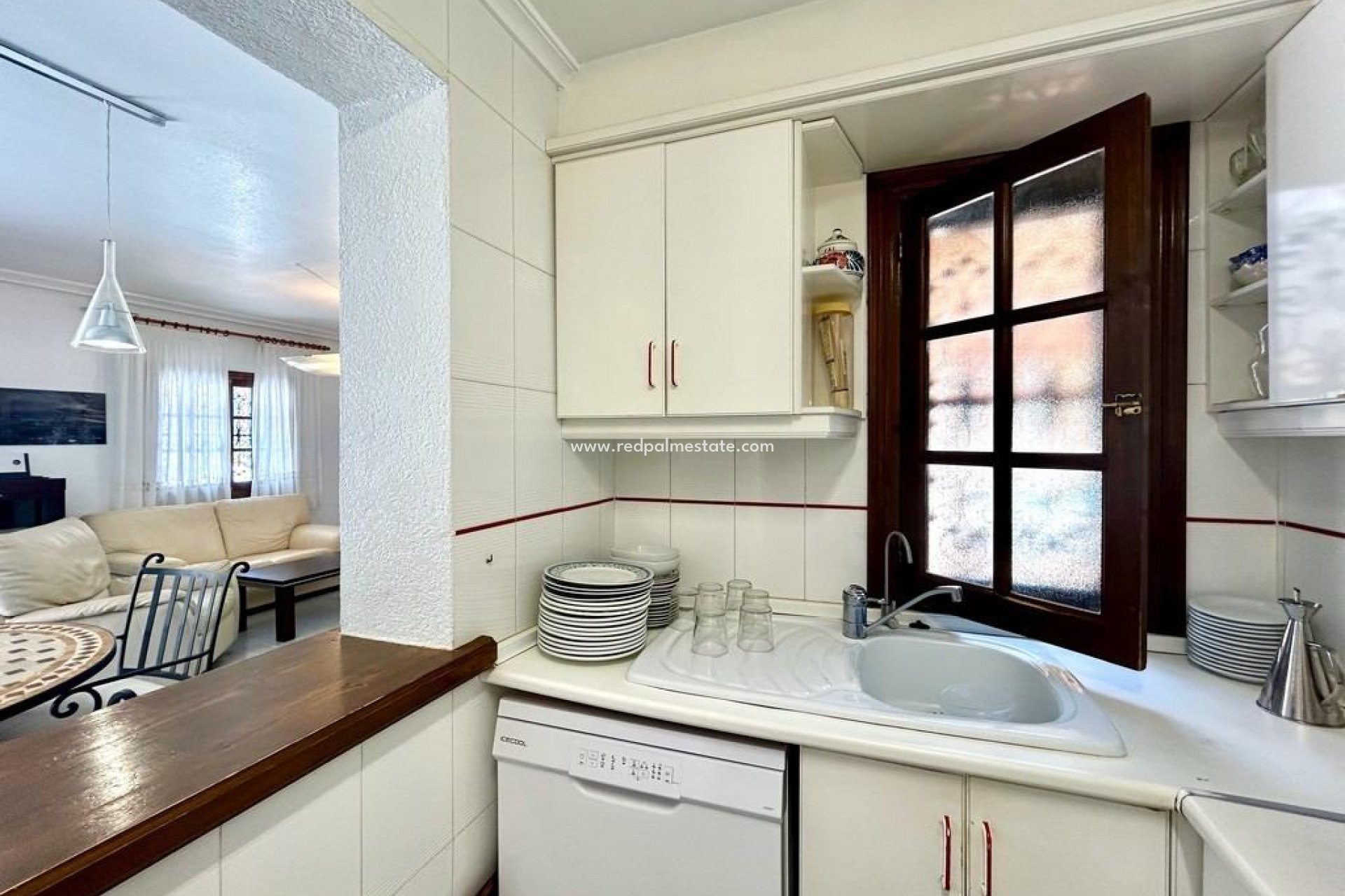 Revente - Villa -
Orihuela Costa