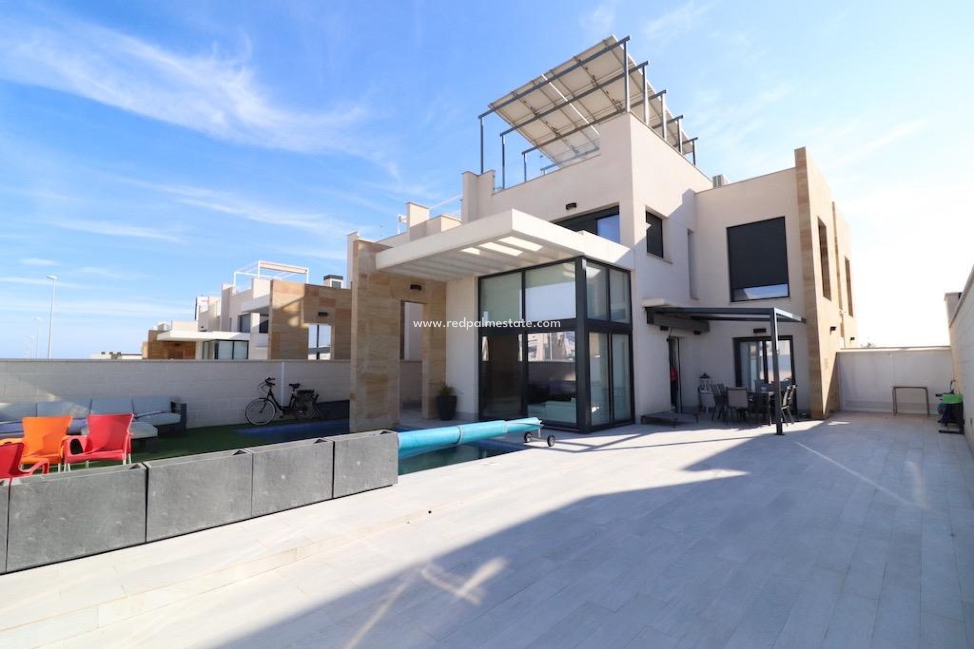 Revente - Villa -
Orihuela Costa