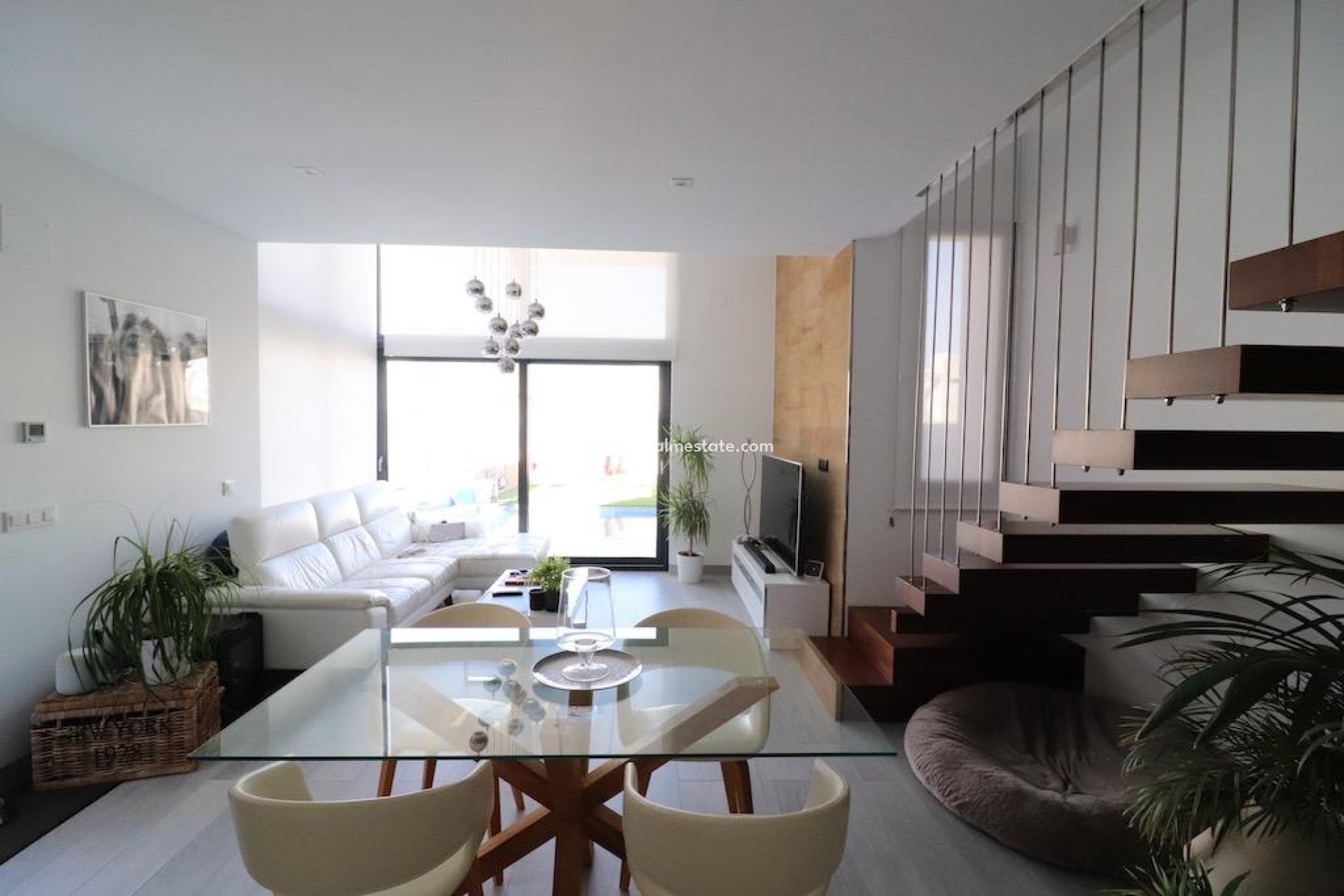 Revente - Villa -
Orihuela Costa