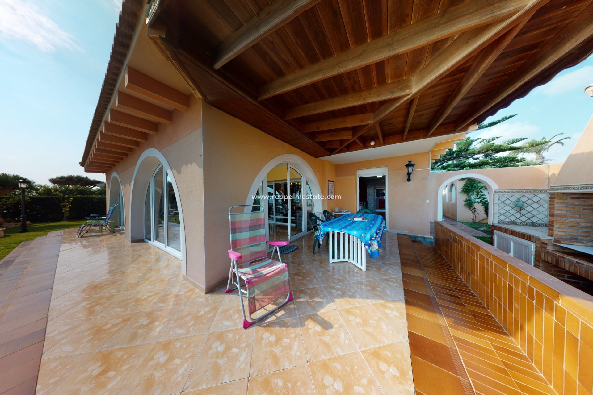 Revente - Villa -
Orihuela Costa