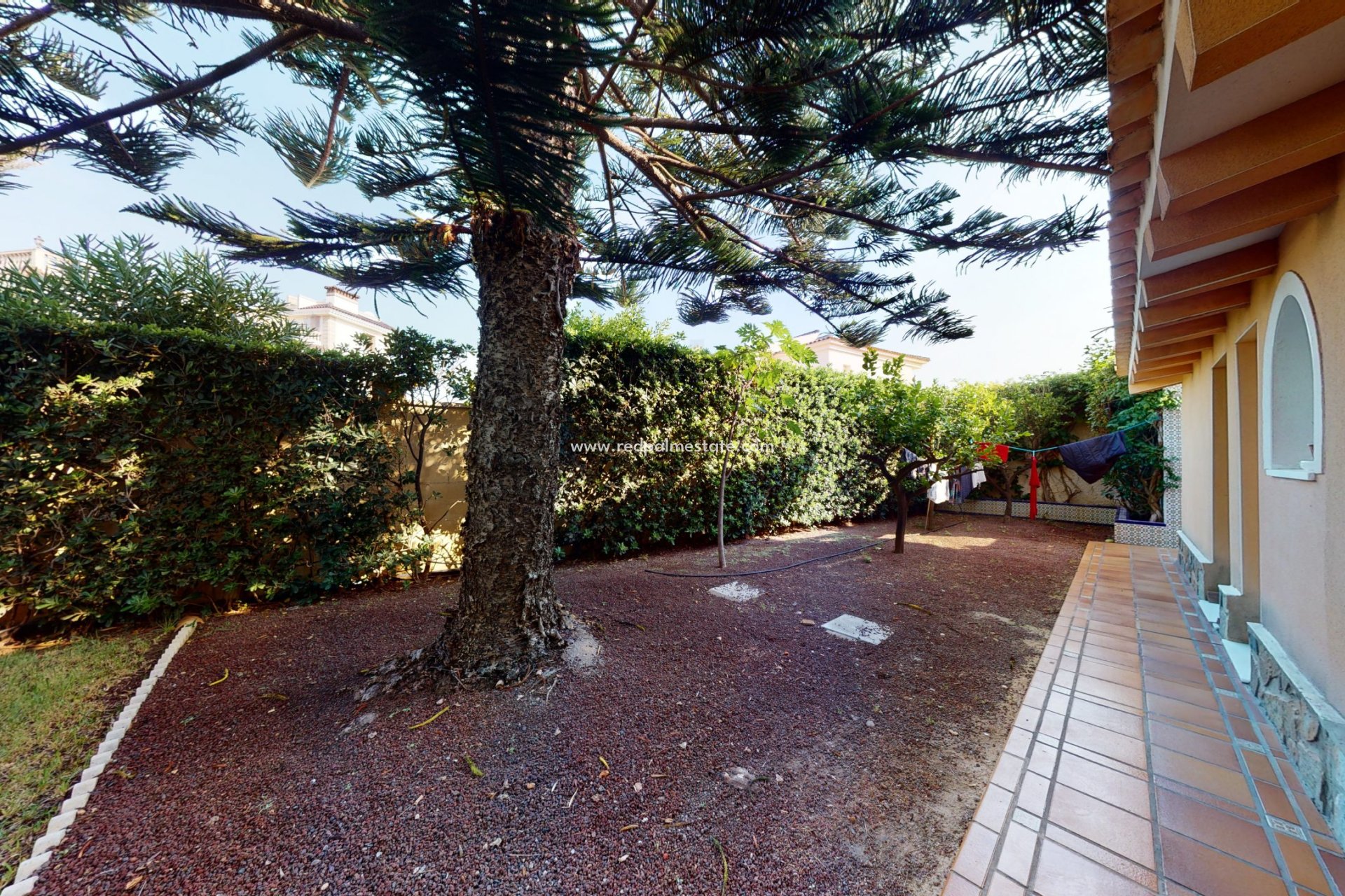 Revente - Villa -
Orihuela Costa