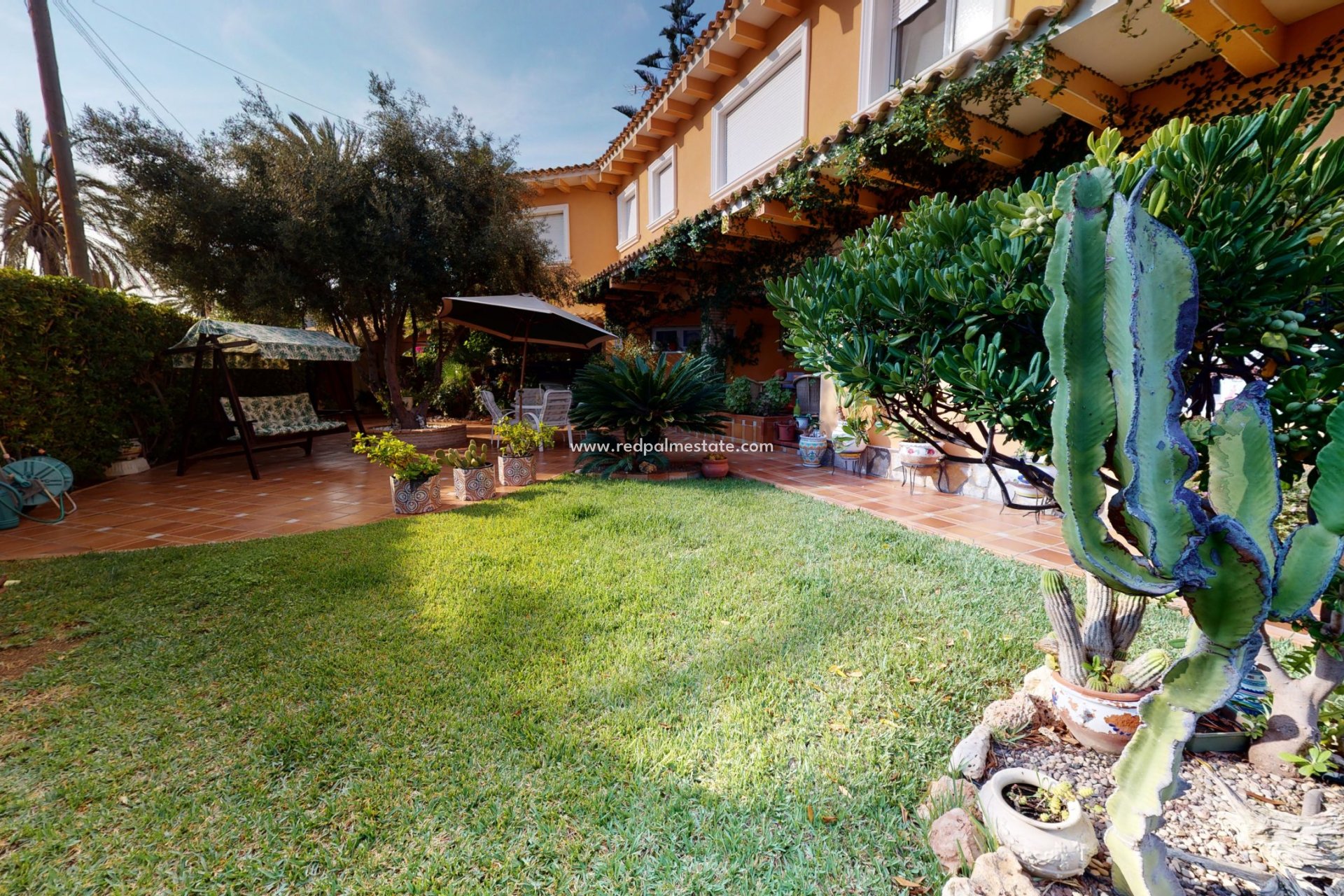 Revente - Villa -
Orihuela Costa