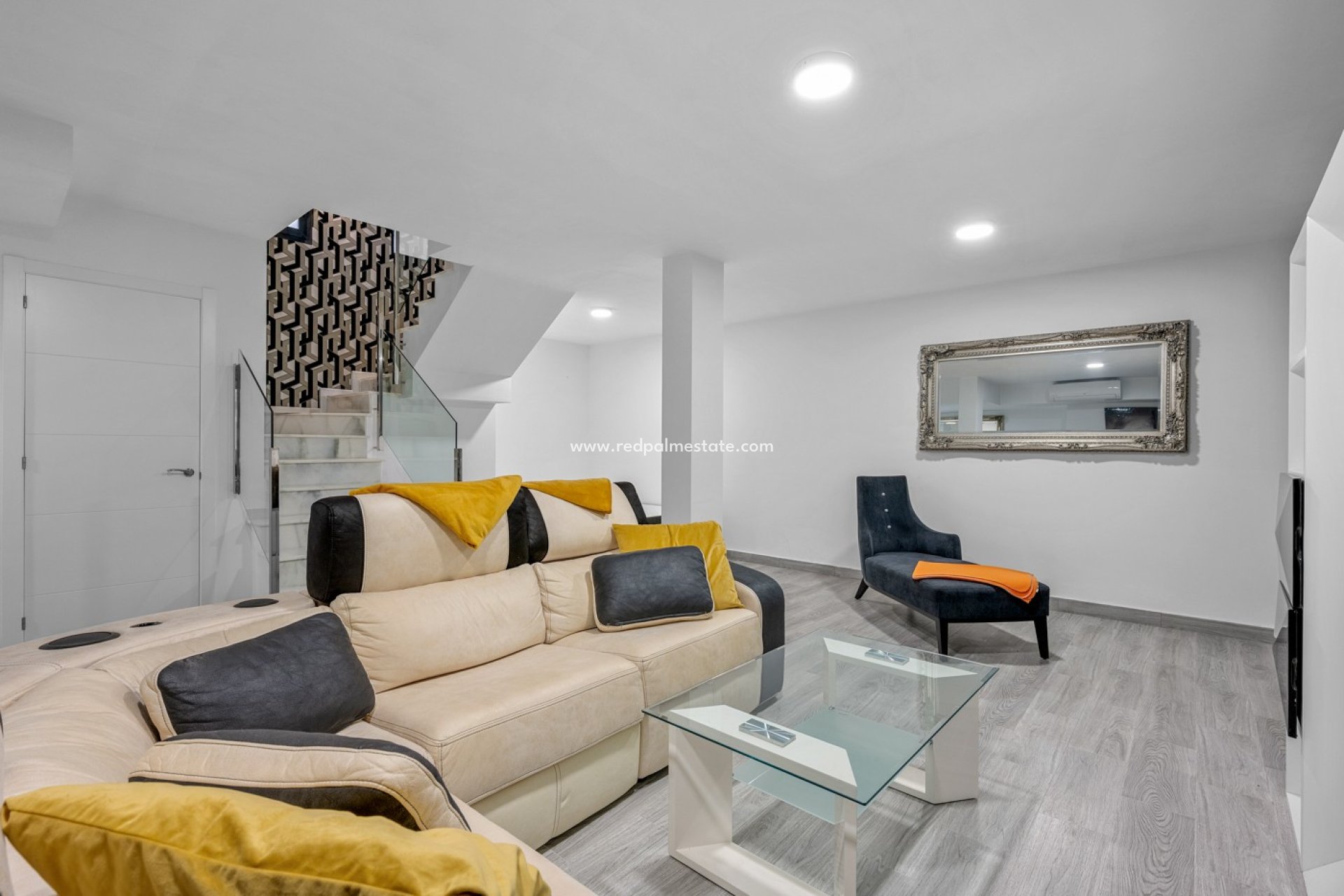 Revente - Villa -
Orihuela Costa