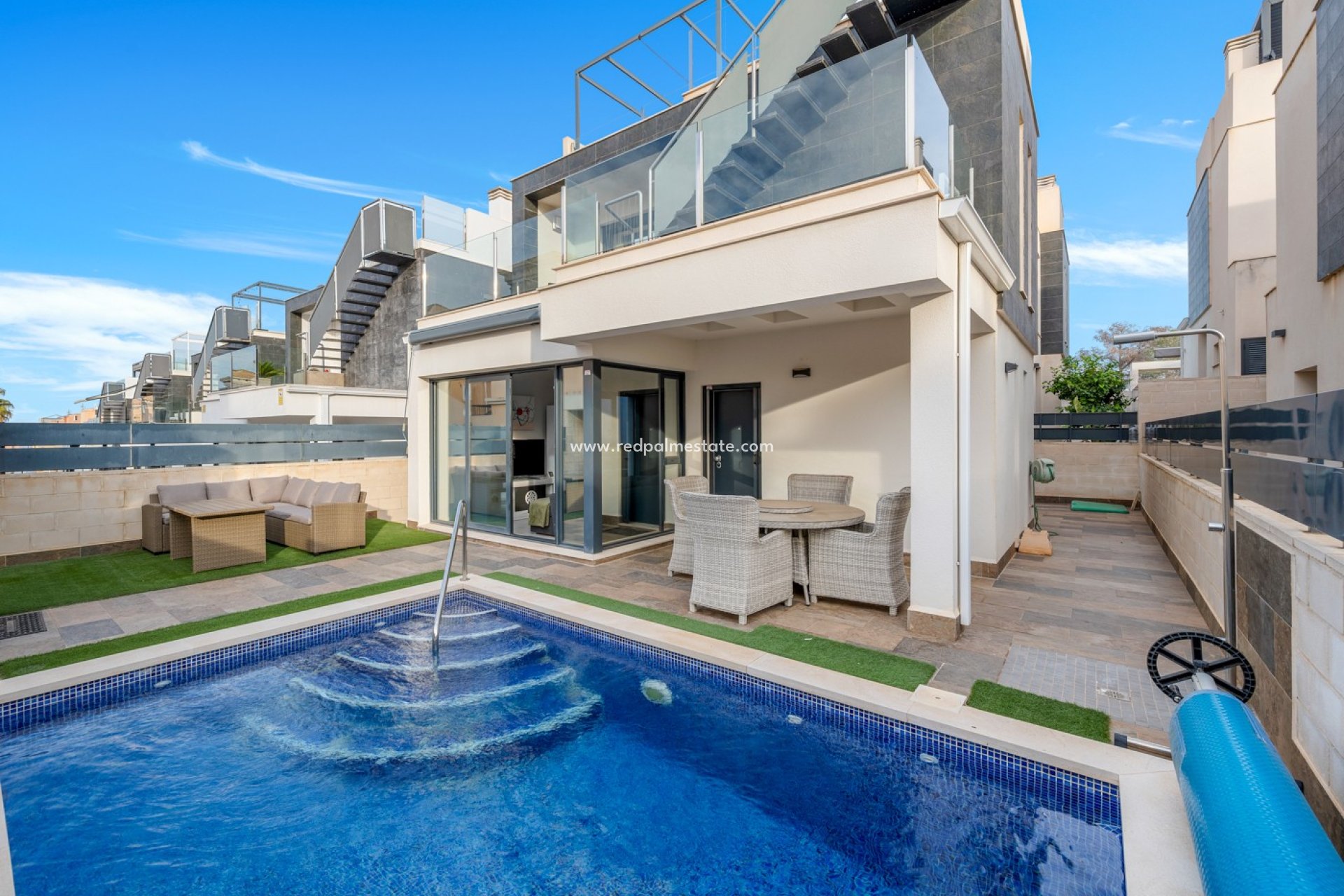 Revente - Villa -
Orihuela Costa