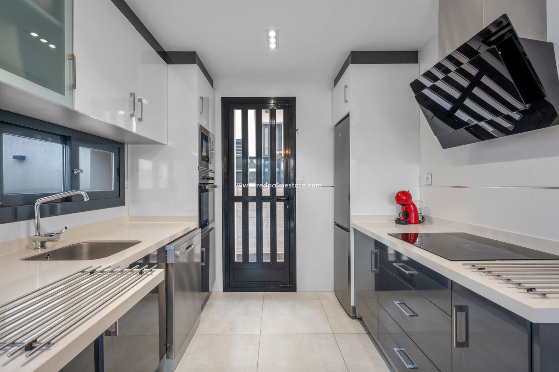 Revente - Villa -
Orihuela Costa