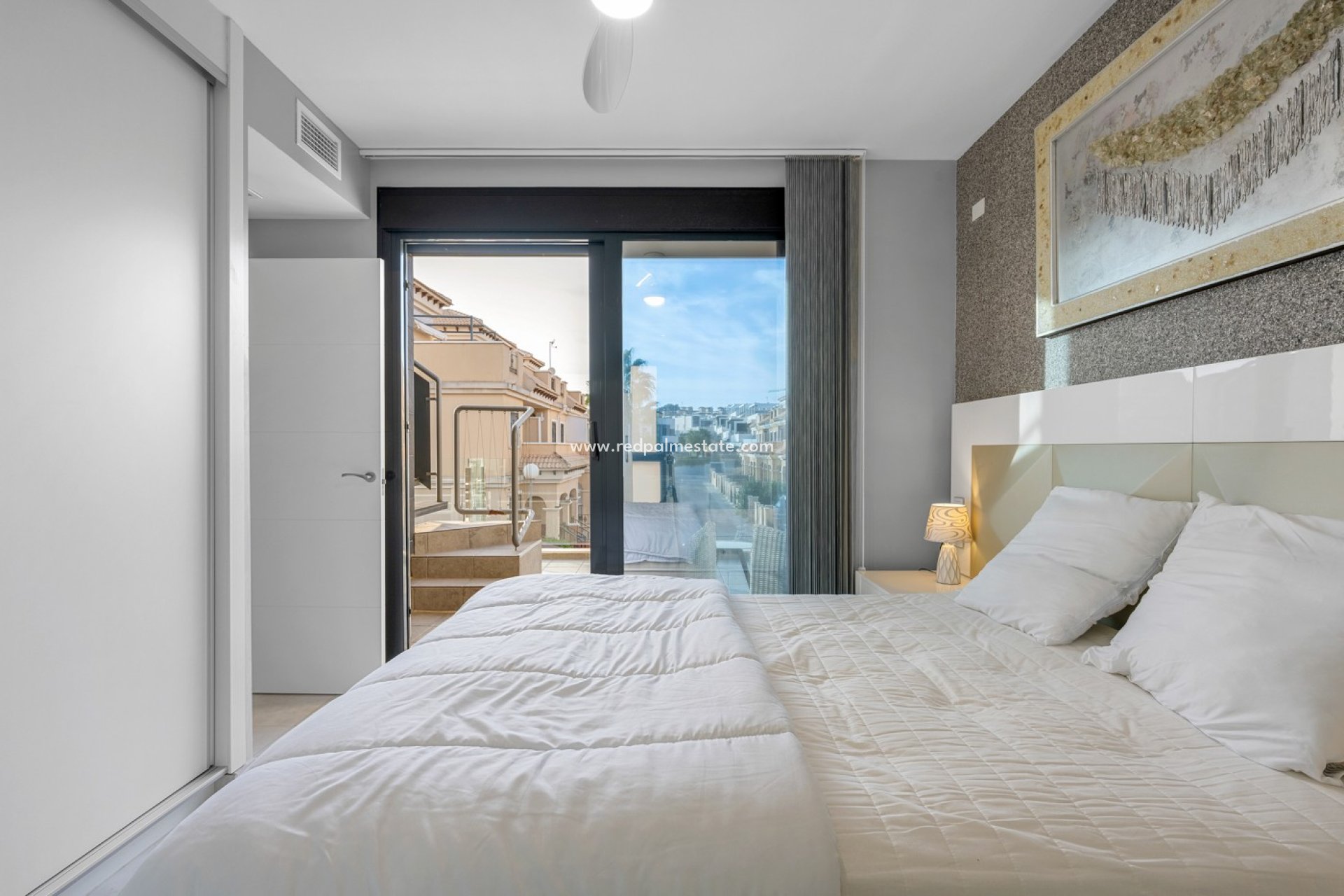 Revente - Villa -
Orihuela Costa