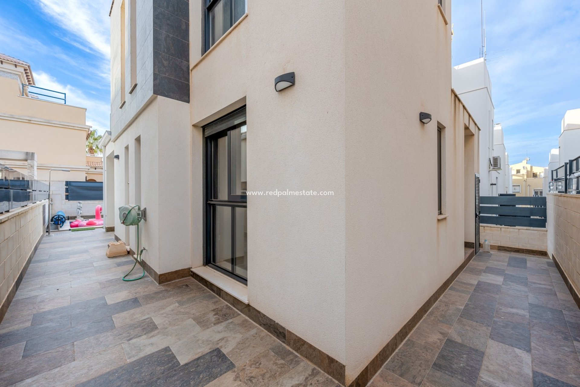 Revente - Villa -
Orihuela Costa