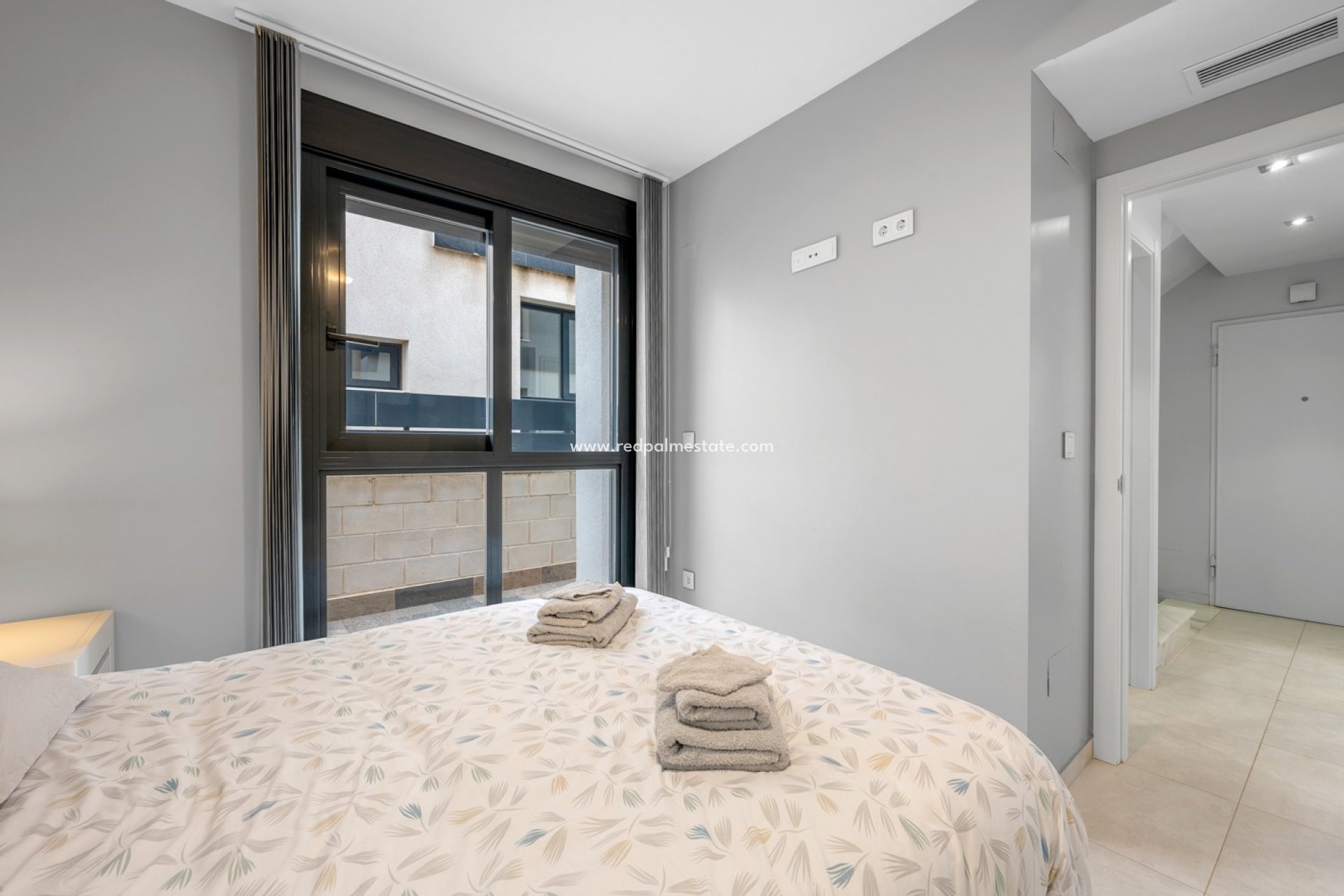 Revente - Villa -
Orihuela Costa