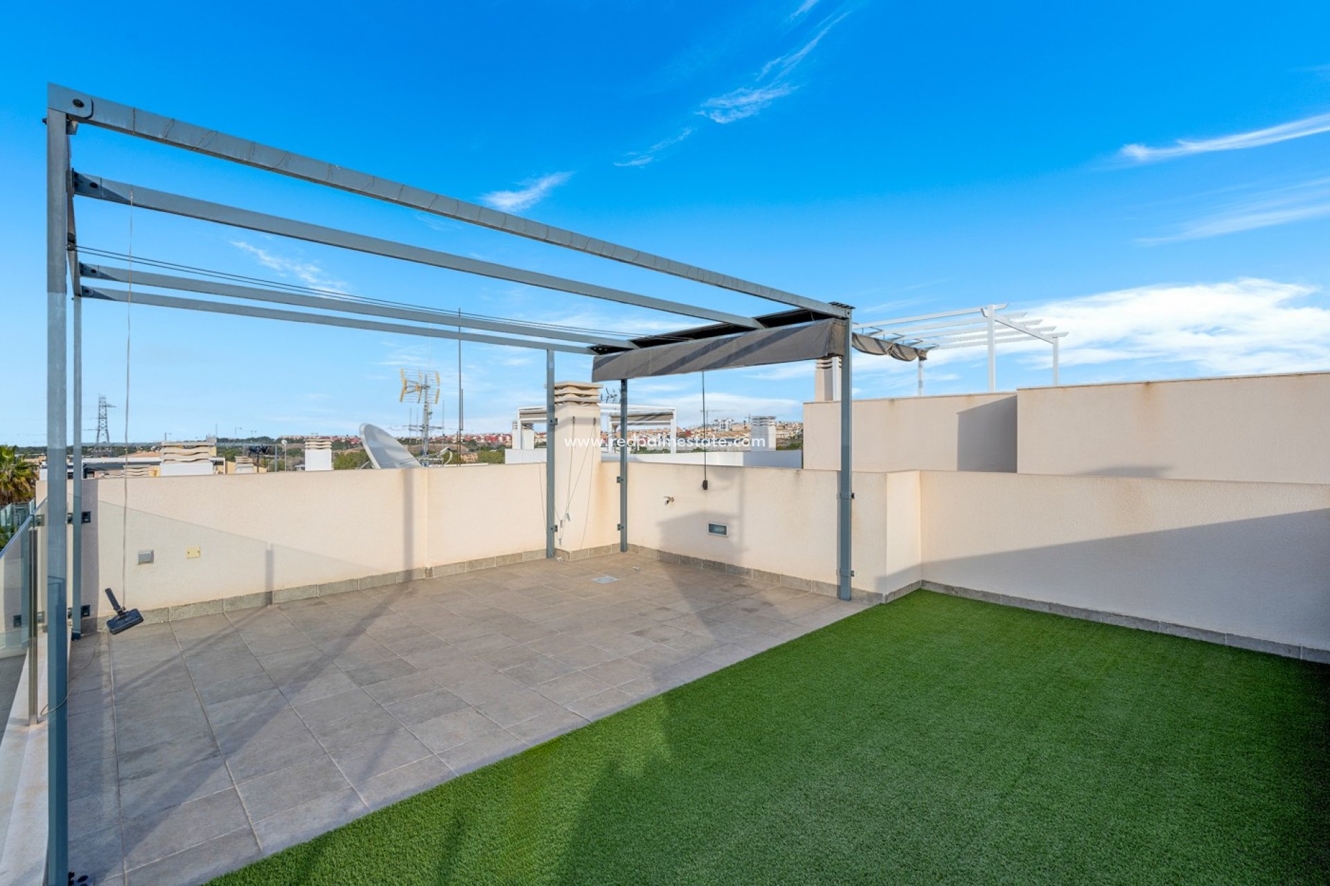 Revente - Villa -
Orihuela Costa