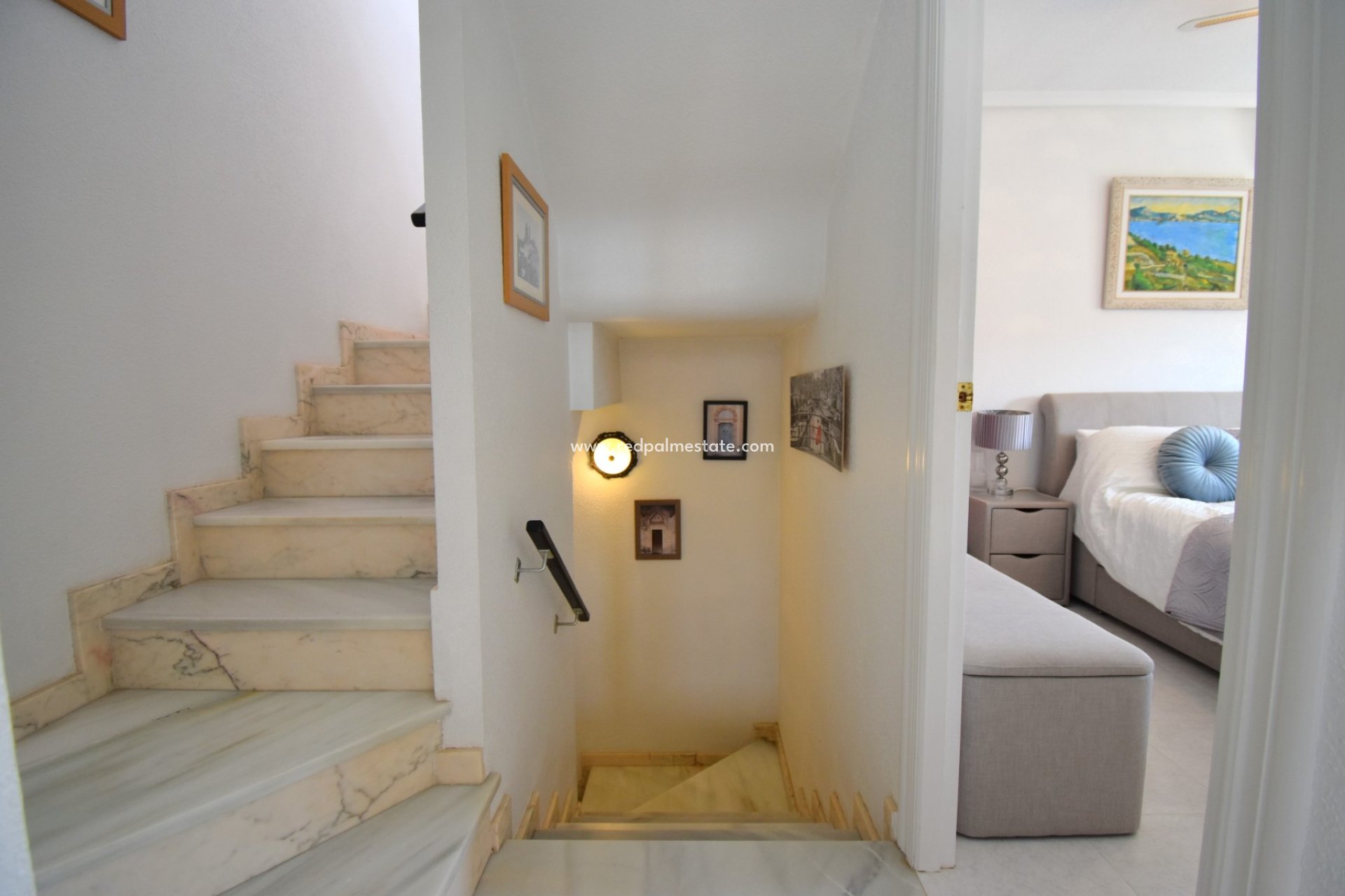 Revente - Villa -
Orihuela Costa