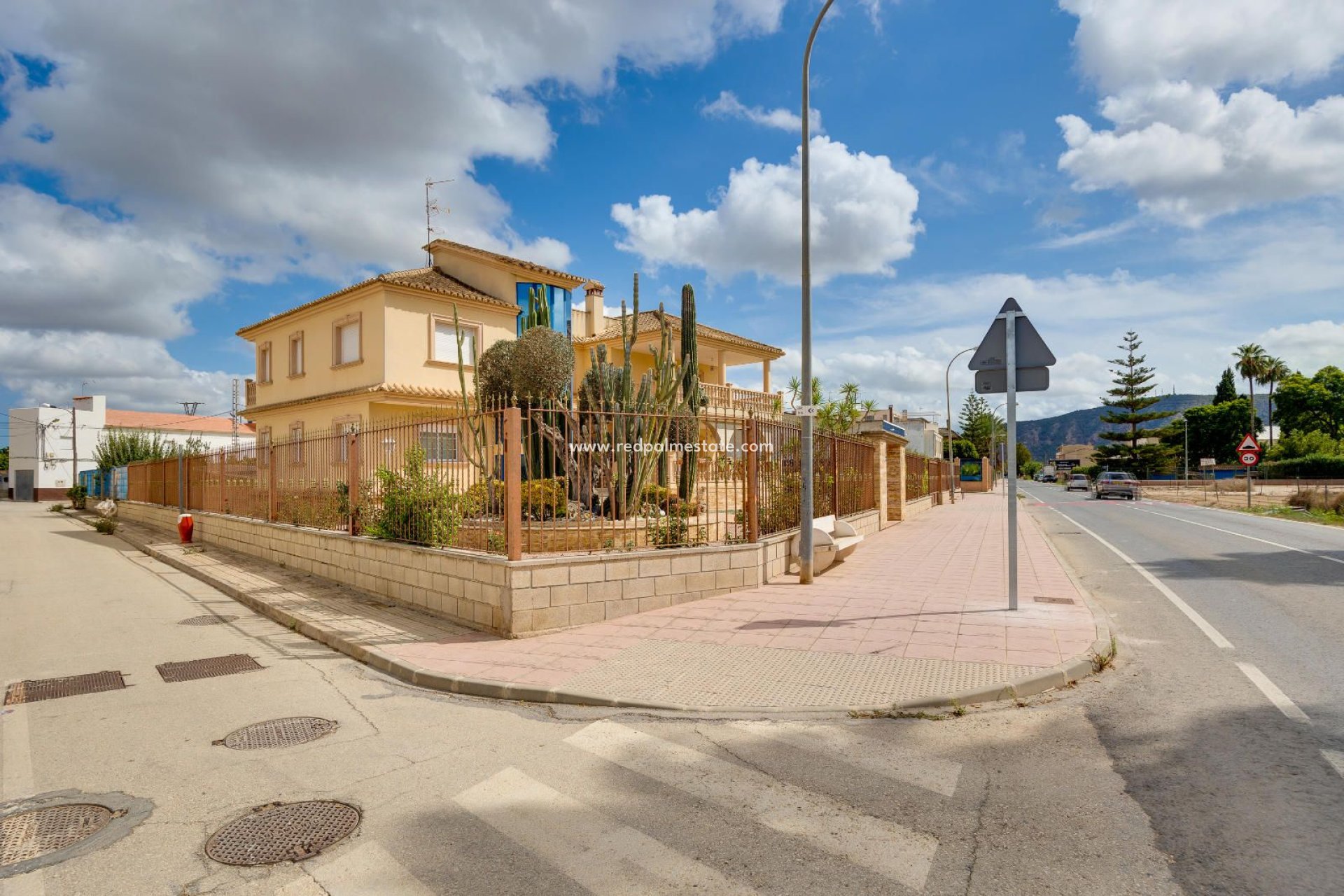 Revente - Villa -
Orihuela - Hurchillo