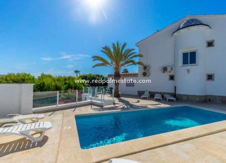 Revente - Villa -
Orihuela - Inland