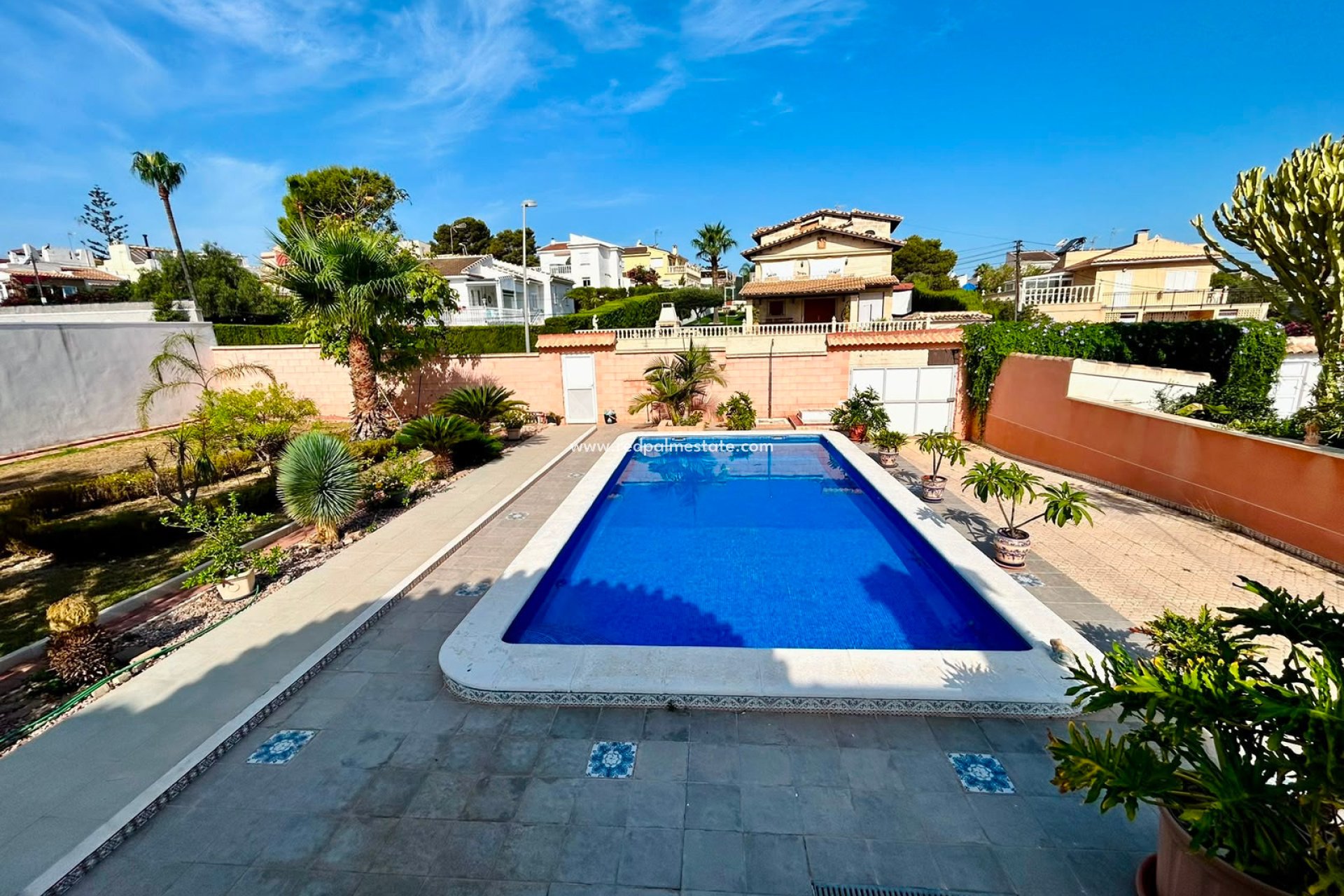 Revente - Villa -
Orihuela - Los balcones