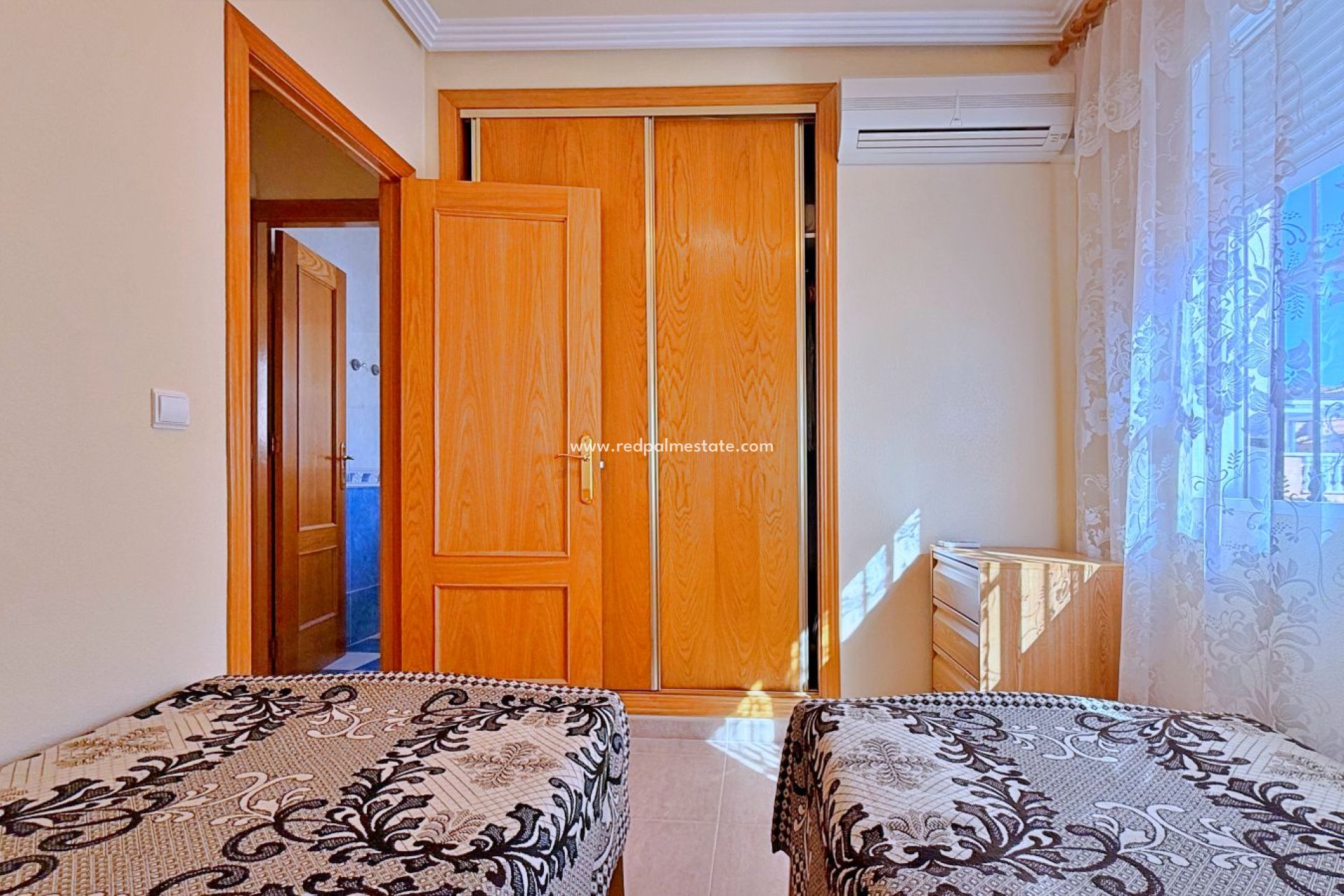 Revente - Villa -
Orihuela - Orihuela Costa