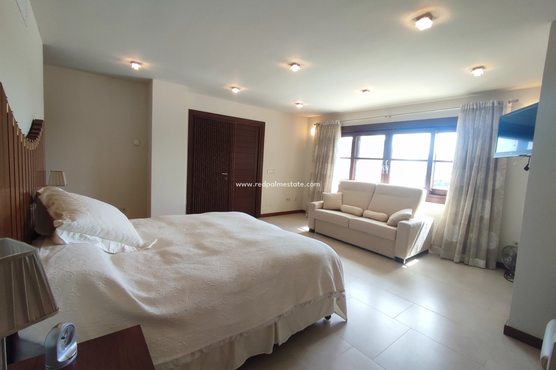 Revente - Villa -
Peraleja Golf - Inland