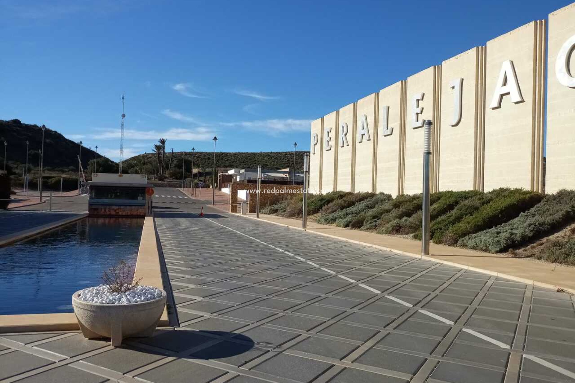 Revente - Villa -
Peraleja Golf - Inland